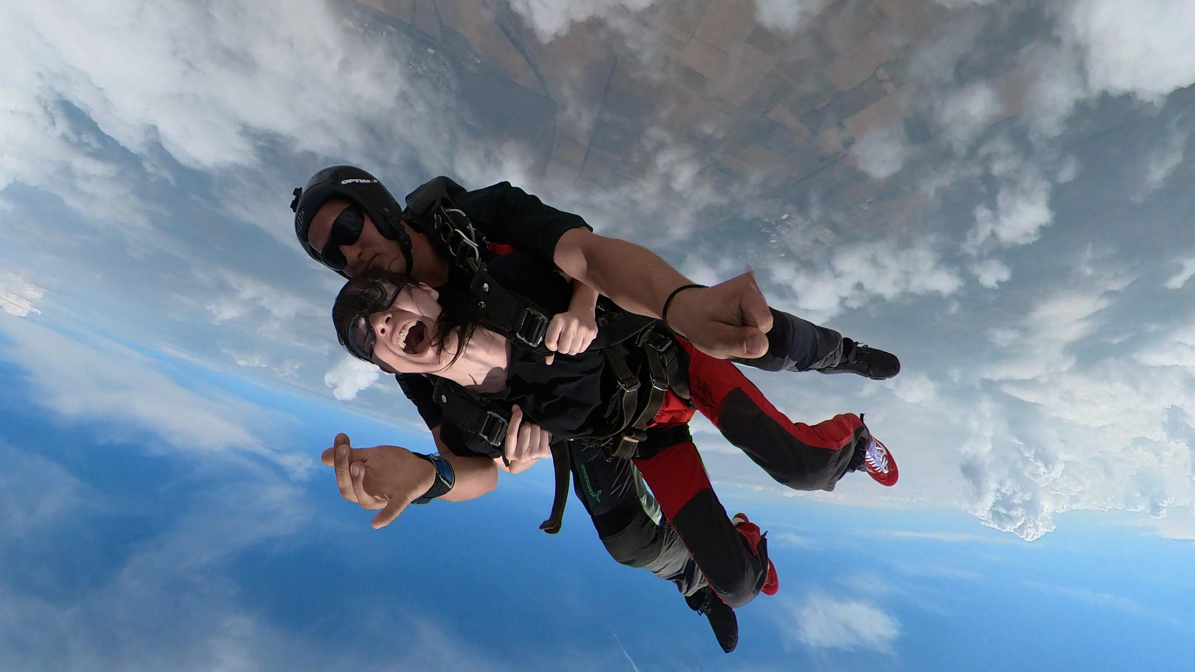 Tandem Skydive Hungary. Altitude: 14.000ft - photo 4