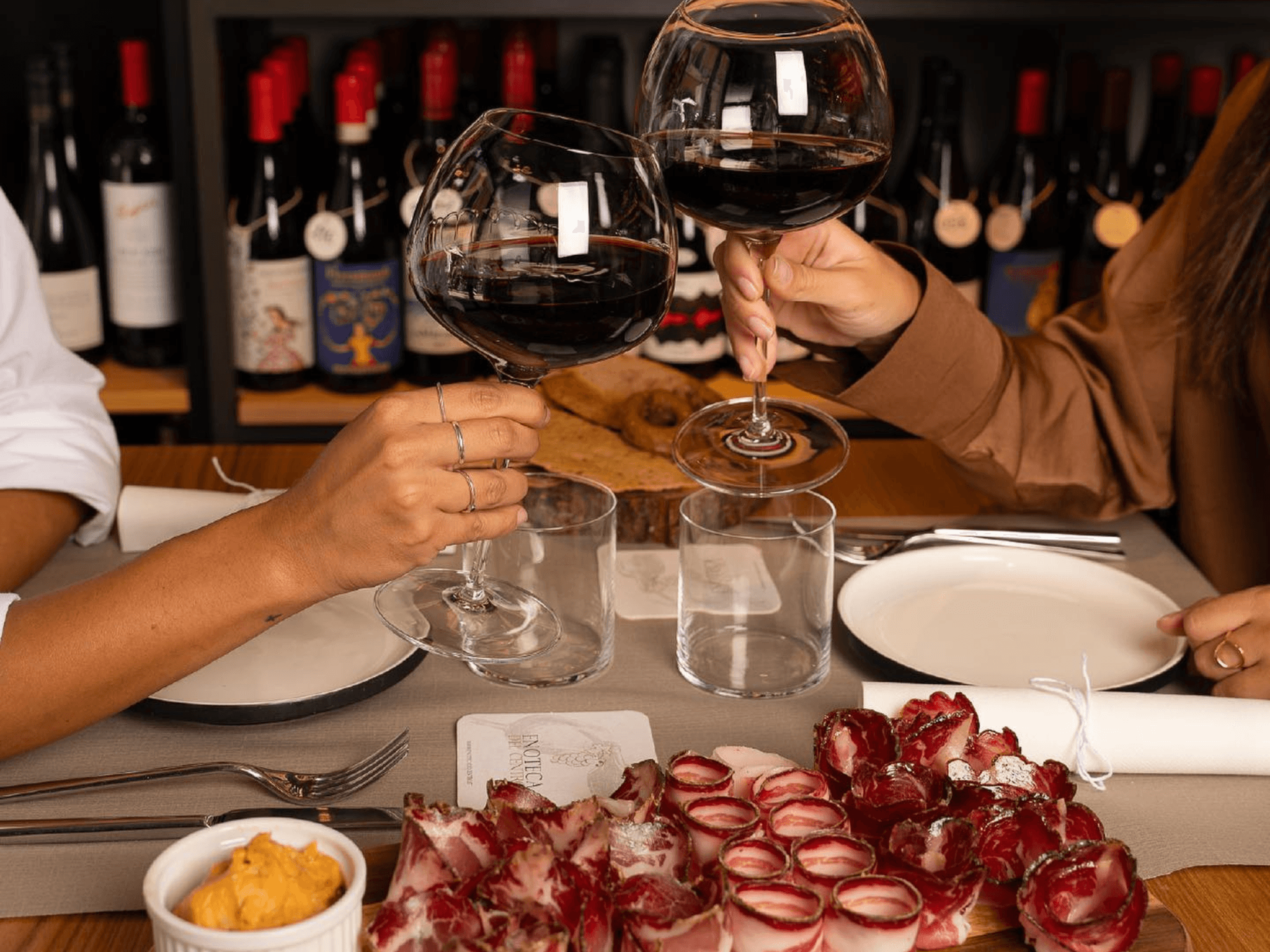 Wine Tasting with Food Pairings in Bari City Center - photo 2