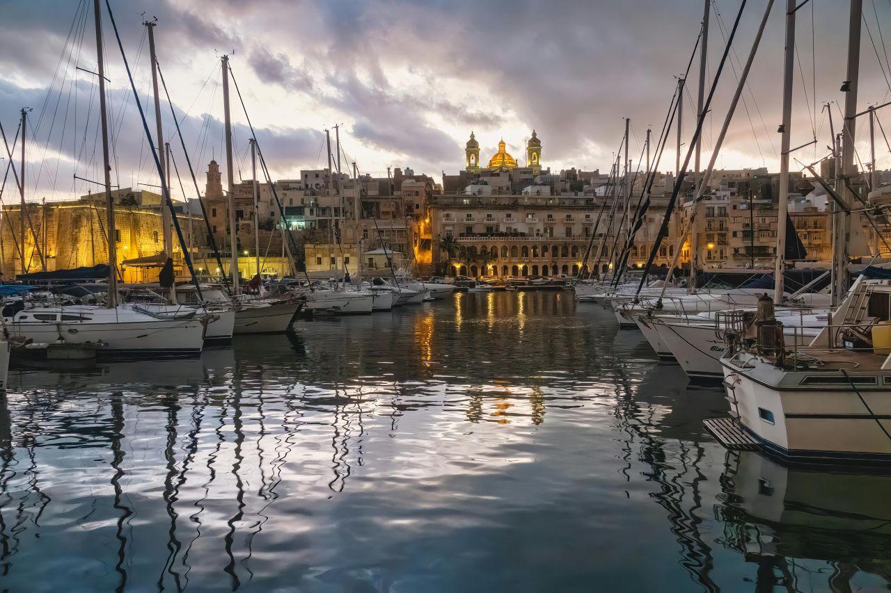 The Three Cities & Wine Tasting Tour | Half-day - cover photo