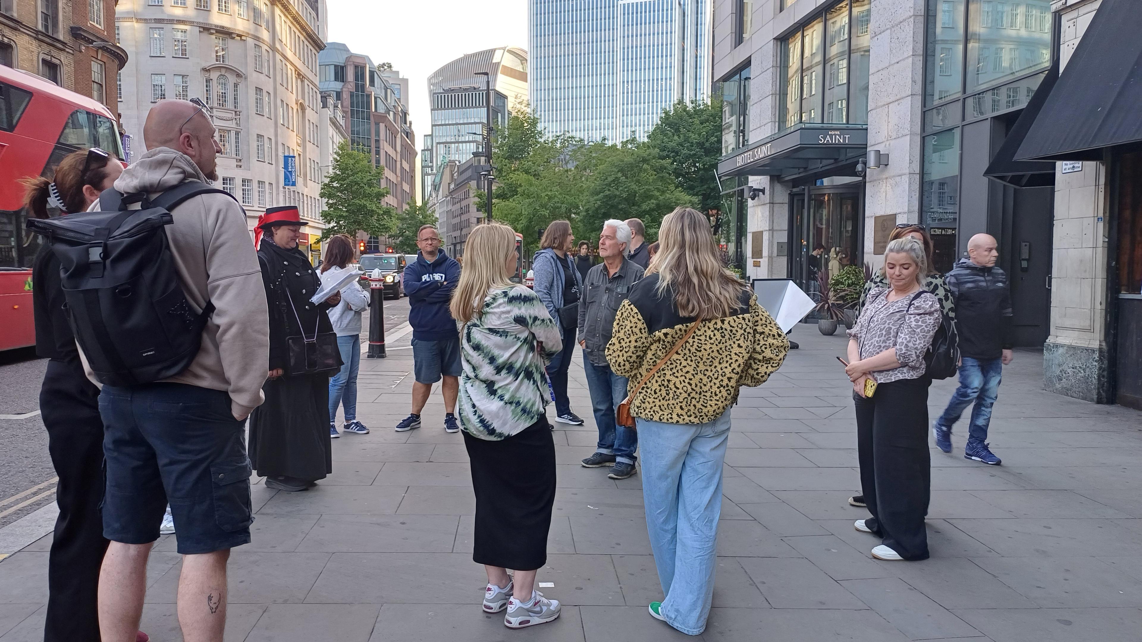 Jack the Ripper Walk with Fish and Chips - photo 5