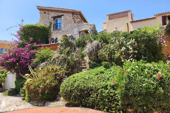 Colourful Excursion : Nice, Antibes and St Paul de Vence - photo 2