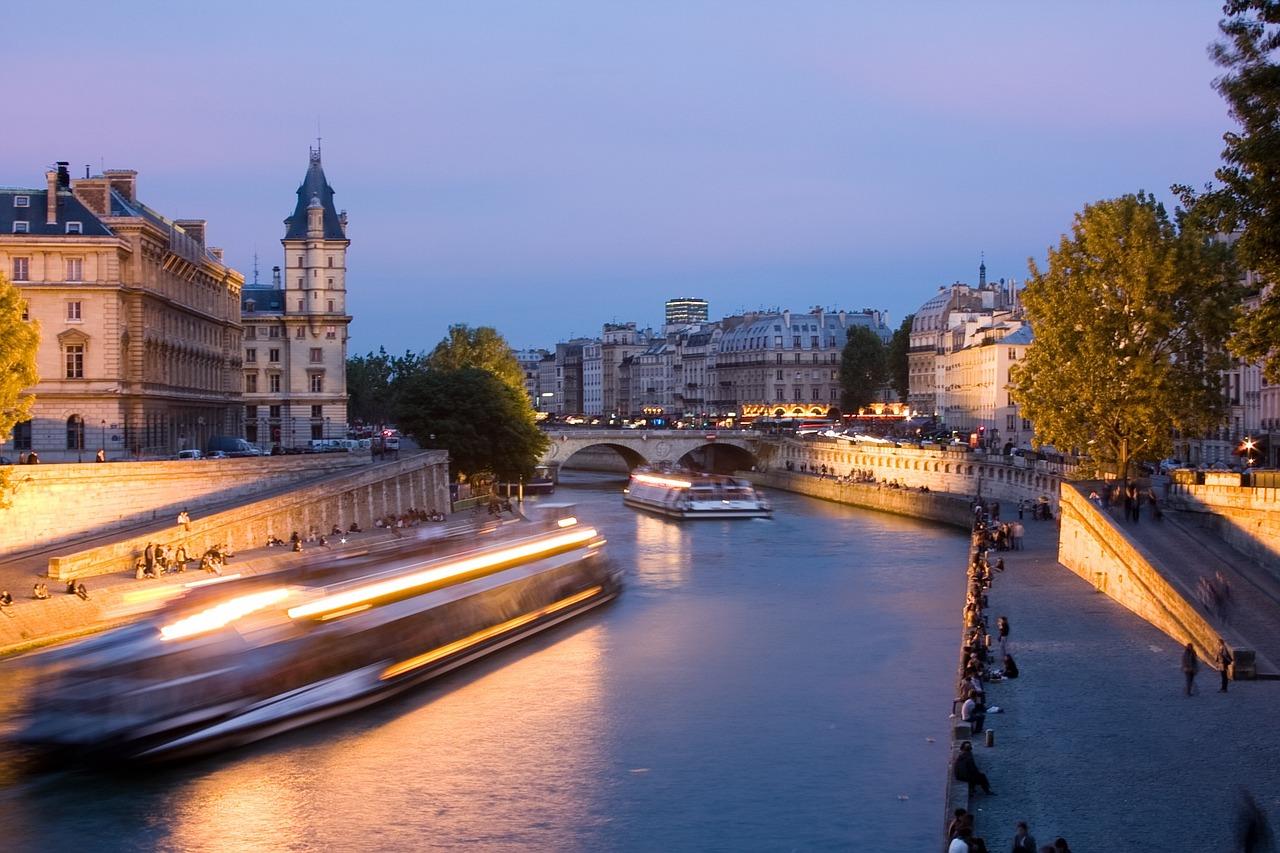 Paris: City Walking Tour and Seine River Cruise - cover photo