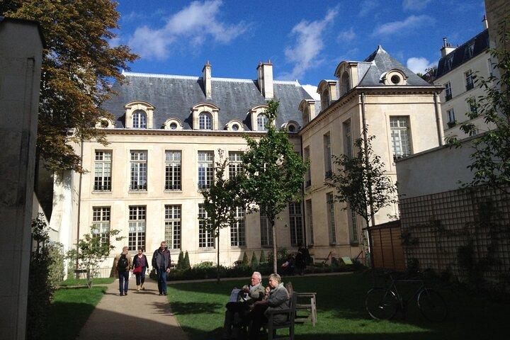 Wine Your Way Through the Marais - photo 3