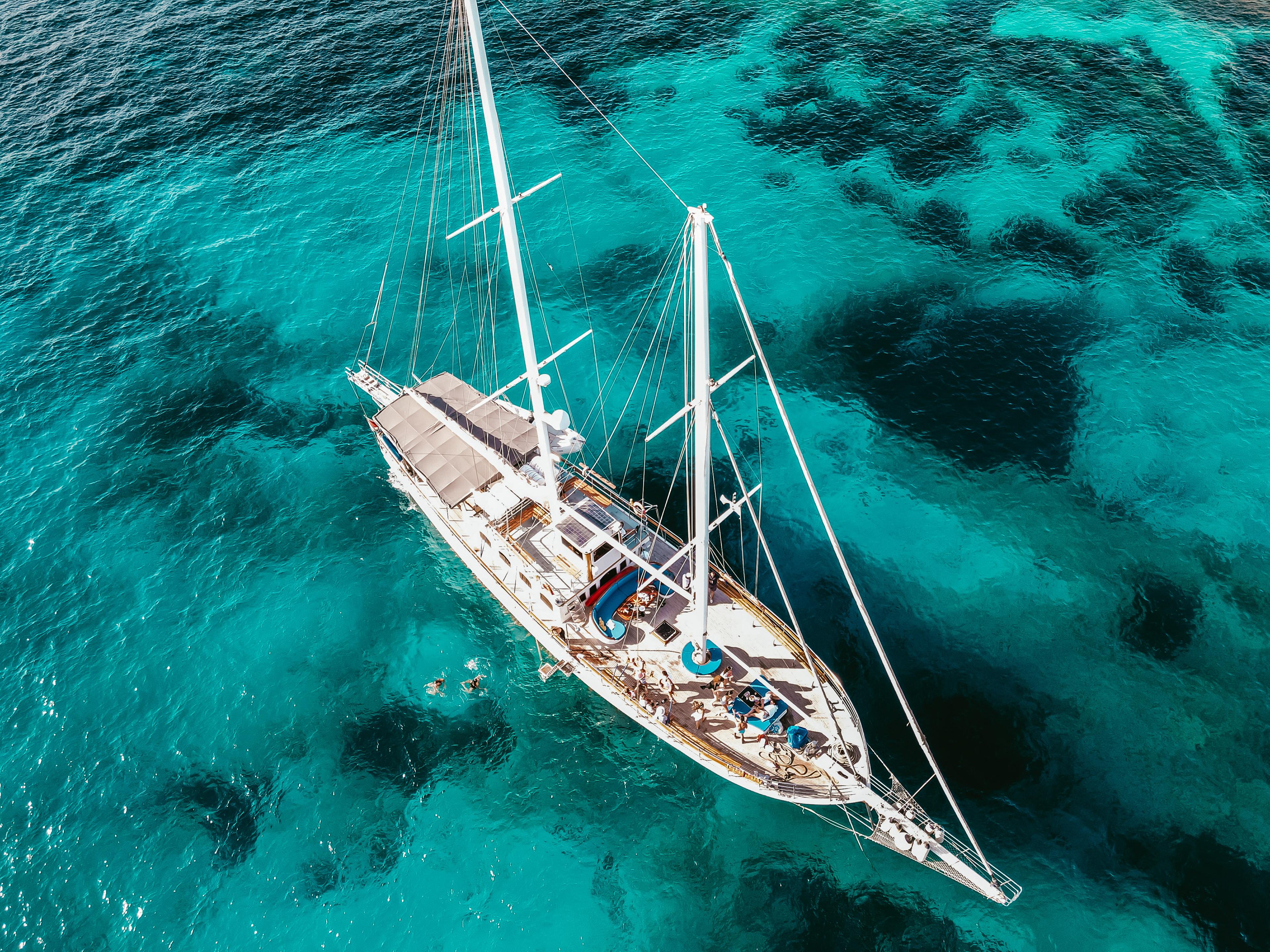 Round Malta Cruise Including Comino & Blue Lagoon (Full Day Including Lunch & Drinks) - photo 2