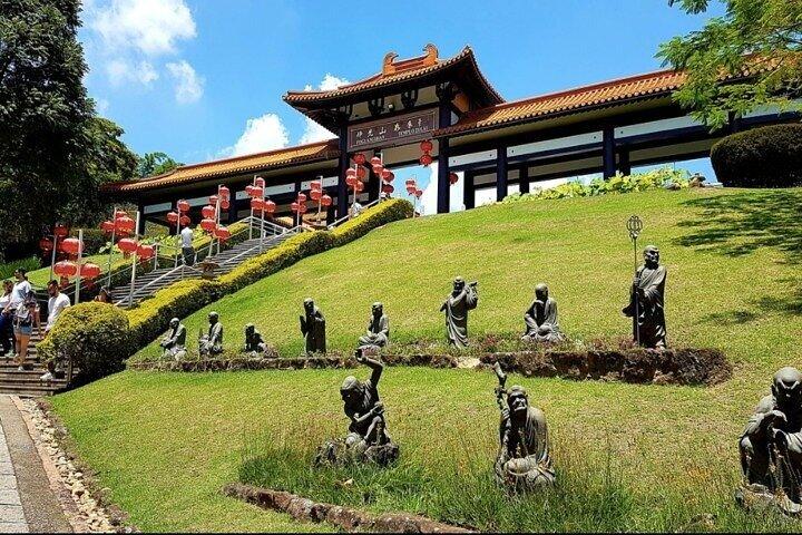 6 Hour Buddhist Temple and Embu das Artes Tour – Art Galleries, Artisan Shops - photo 2