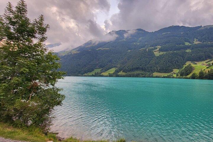 Swiss Lakes Tour Lungern, Brienz, Thun, Blausee and Oeschinen - cover photo
