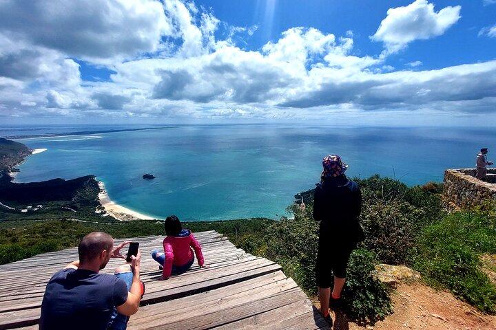 Private Lisbon Coastal Tour – Arrábida, Sesimbra and Beach Picnic - photo 4