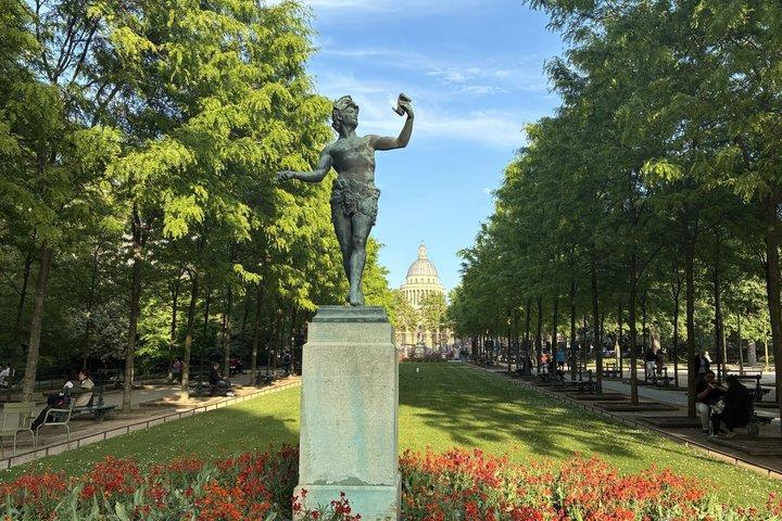 Latin Quarter & Notre-Dame: 2,000 Years of History in small group - photo 4