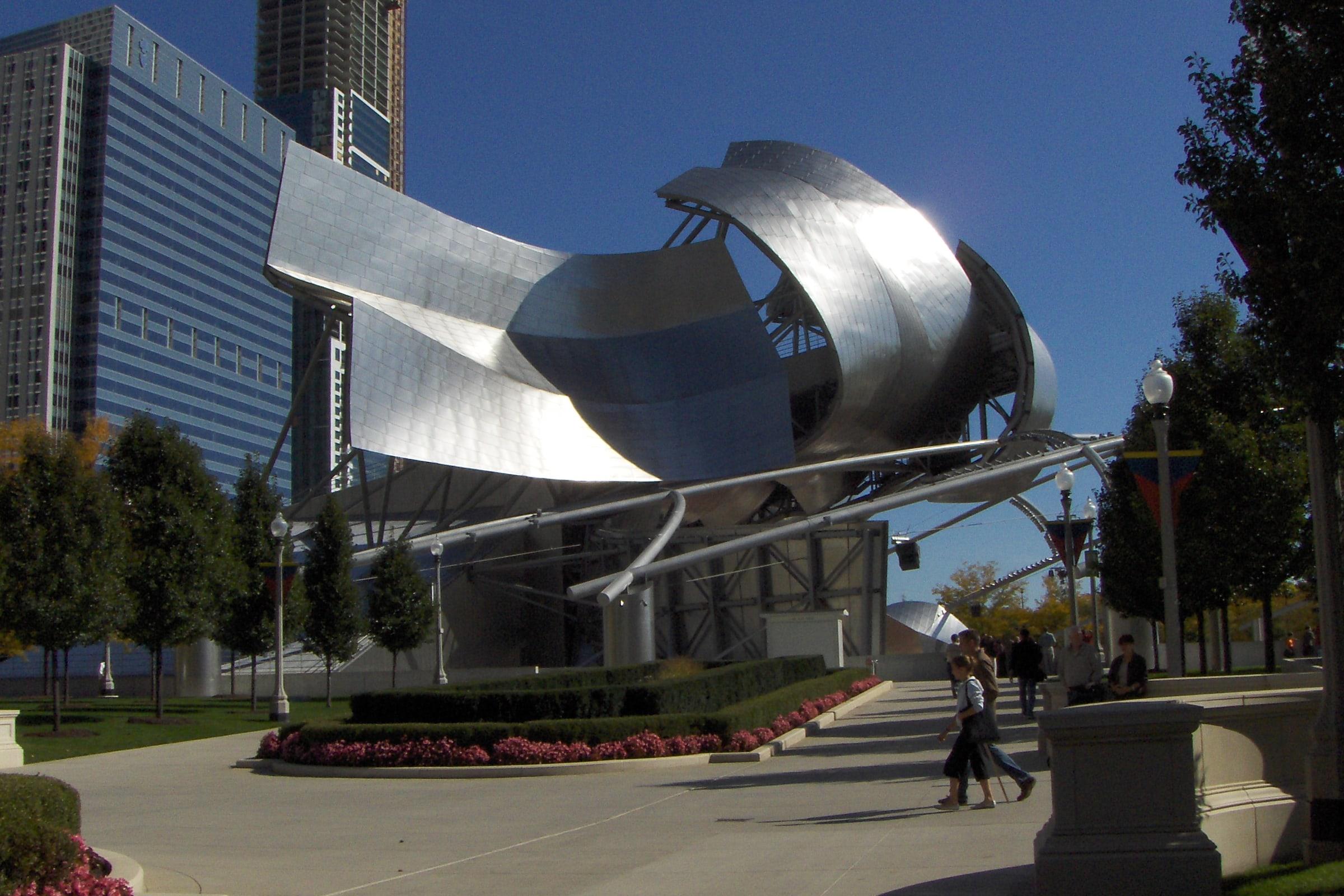 Millennium Park Self-Guided Audio Walk: Cloud Gate, Lurie Garden and Buckingham Fountain - photo 5