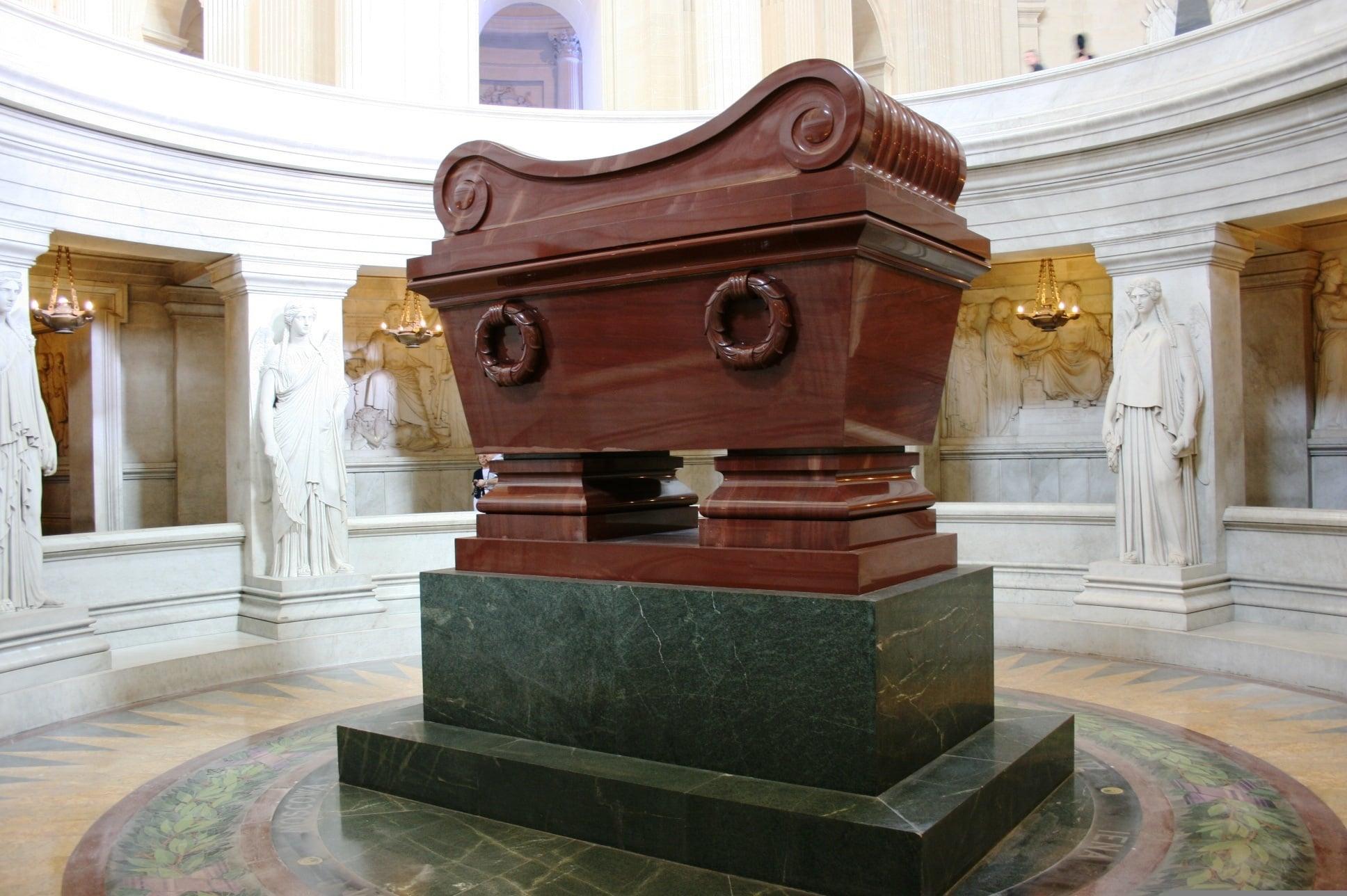 Paris: Napoleon's Tomb & Les Invalides Small Group Tour - cover photo