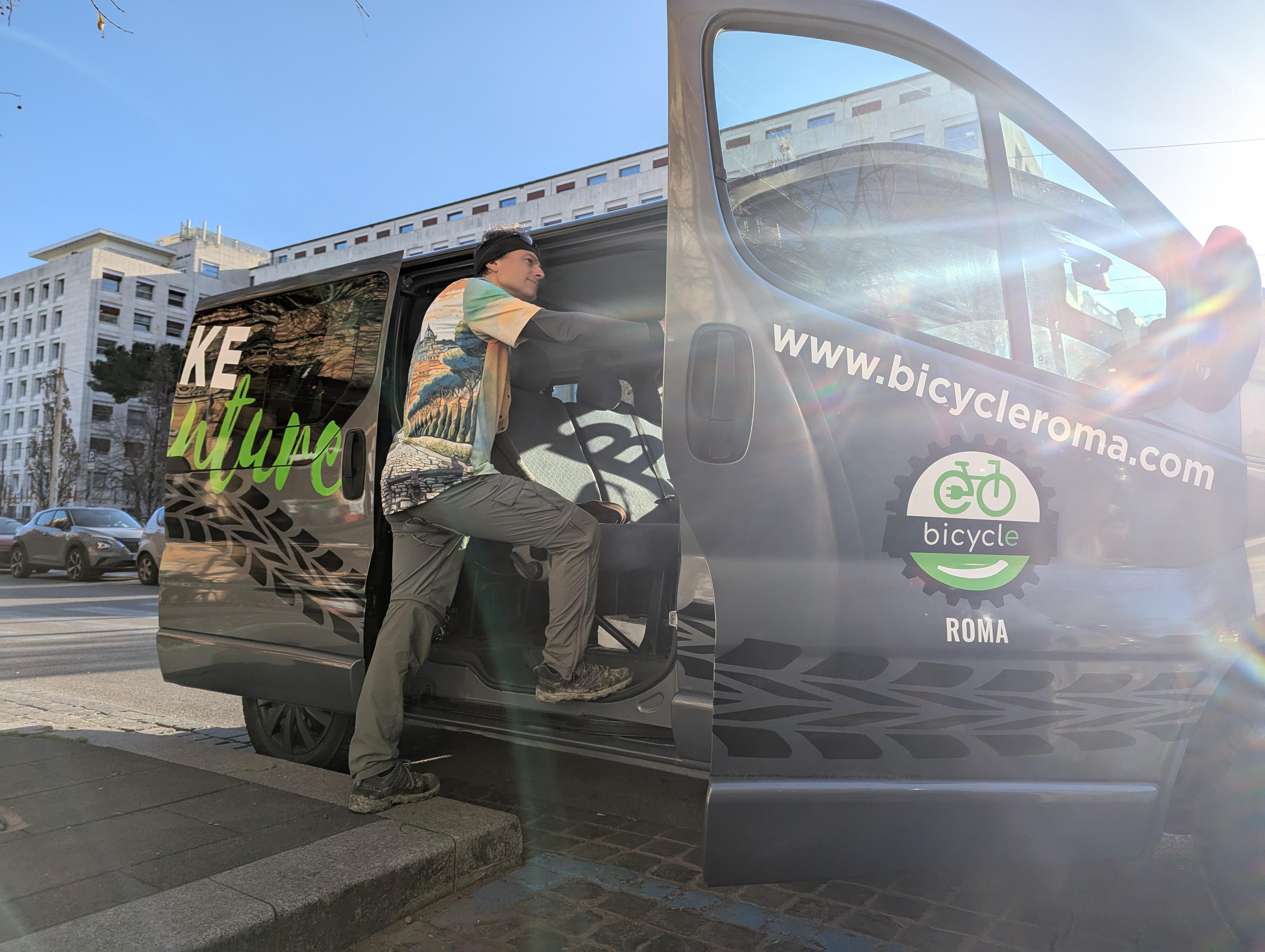 Appia Antica and Catacombs by ebike: guided tour with Private Transfer from Circus Maximus - photo 2