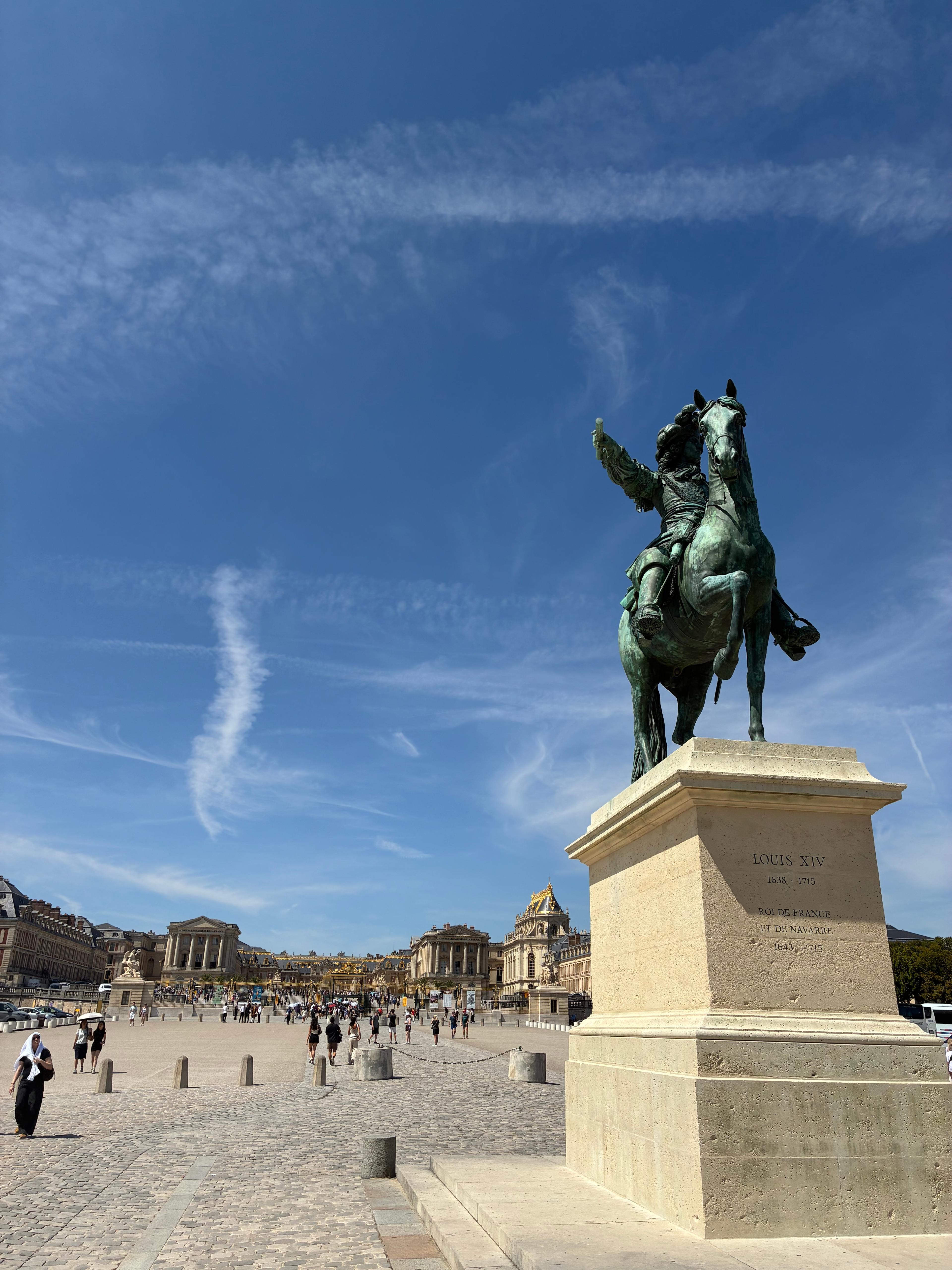 Visit of Versailles Jardins Trianon and entrance to the Château - photo 3
