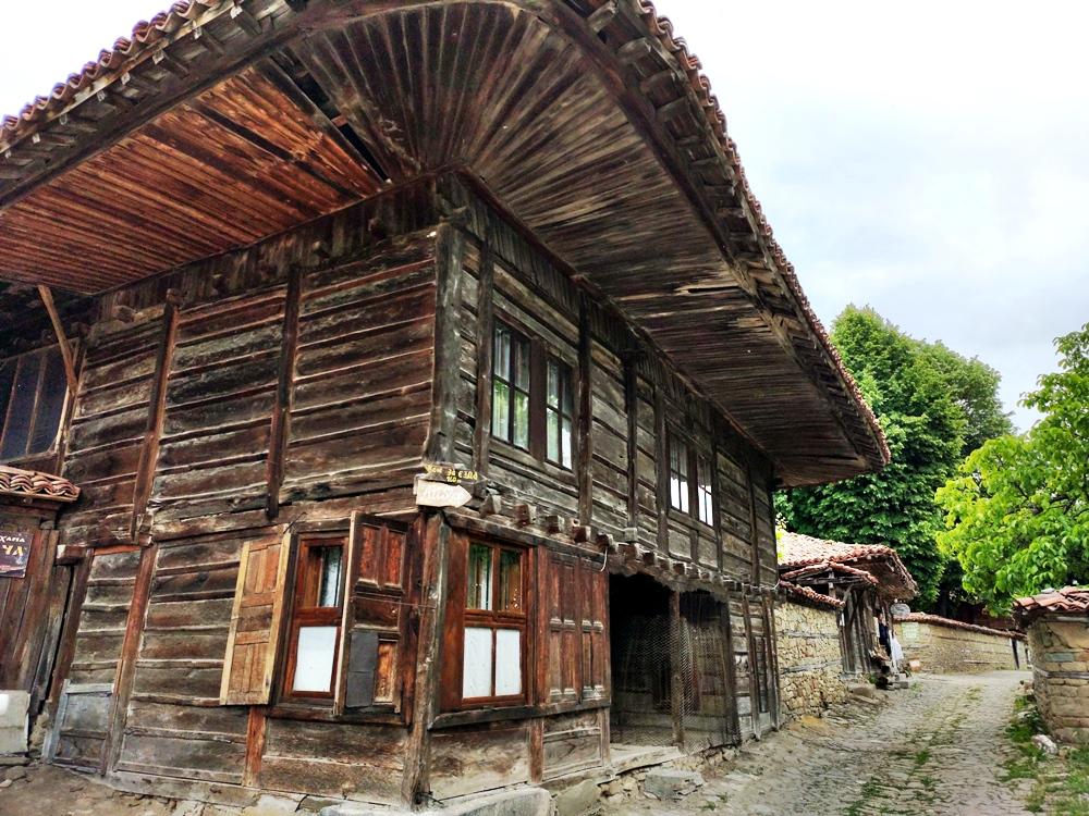 The Small Secrets of the Balkan Villages with a Bicycle - photo 2