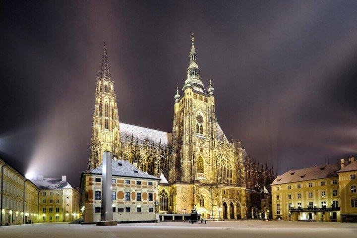 Prague Castle complex: Small-group Introduction tour - photo 2