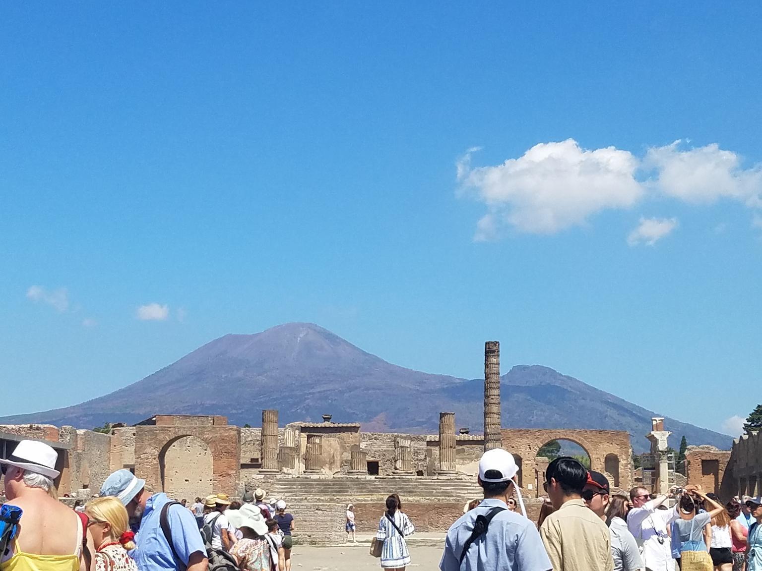 POMPEII & AMALFI COAST tour from Naples - Group Tour - photo 5