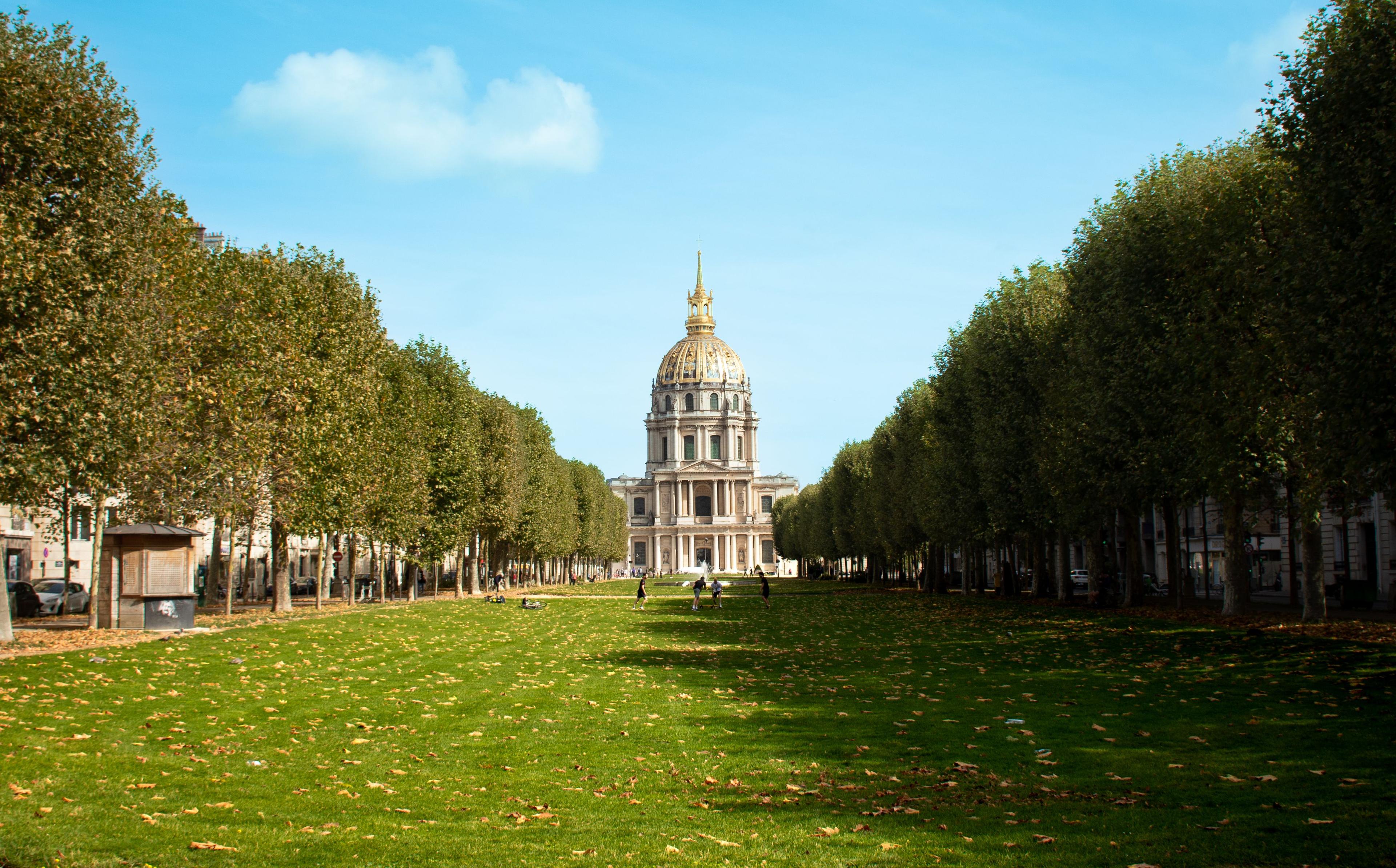 Paris: Napoleon's Tomb & Les Invalides Small Group Tour - photo 5