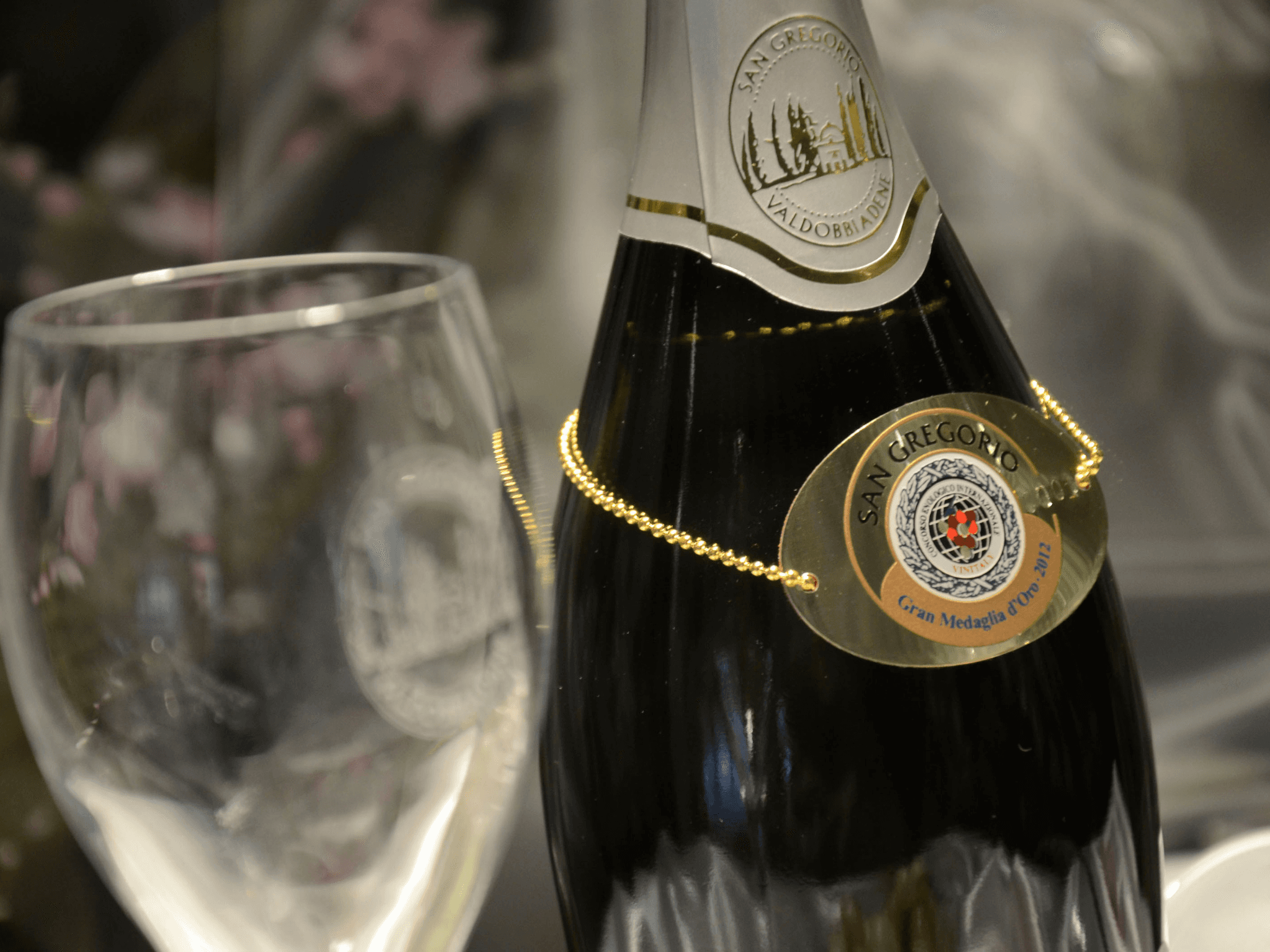 Prosecco Tasting in Countryside Winery - photo 5