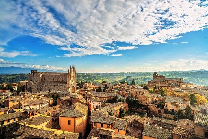 Rome to Orvieto: Basilica, Well, Underground tour + Wine Tasting  - photo 2