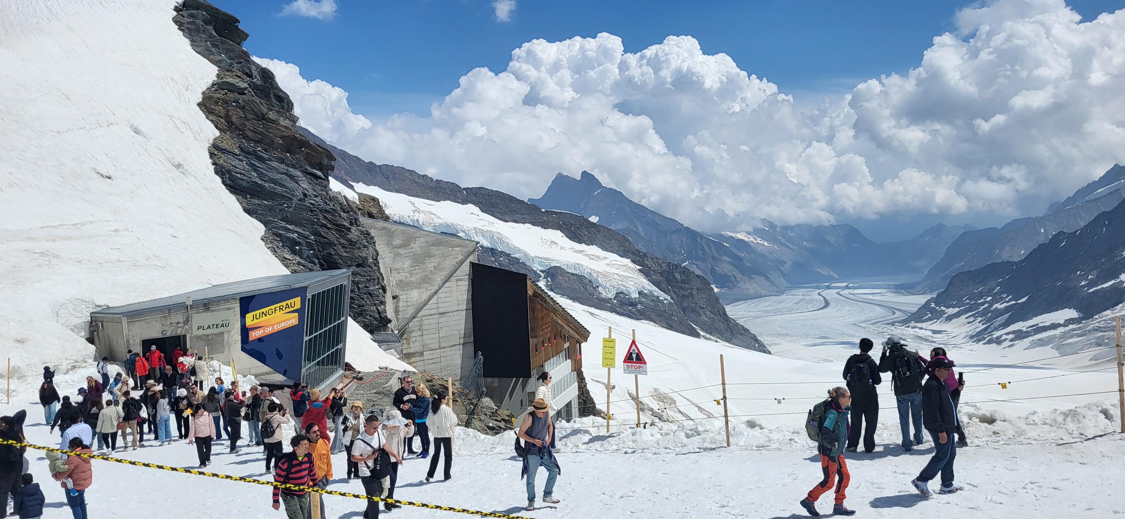 Jungfraujoch Top of Europe and Lauterbrunnen Private Tour - photo 3