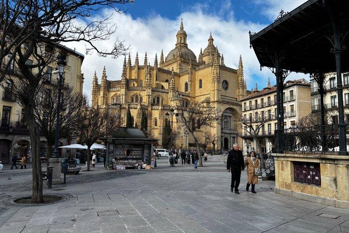 Half Day Segovia Private Tour by Minivan - cover photo