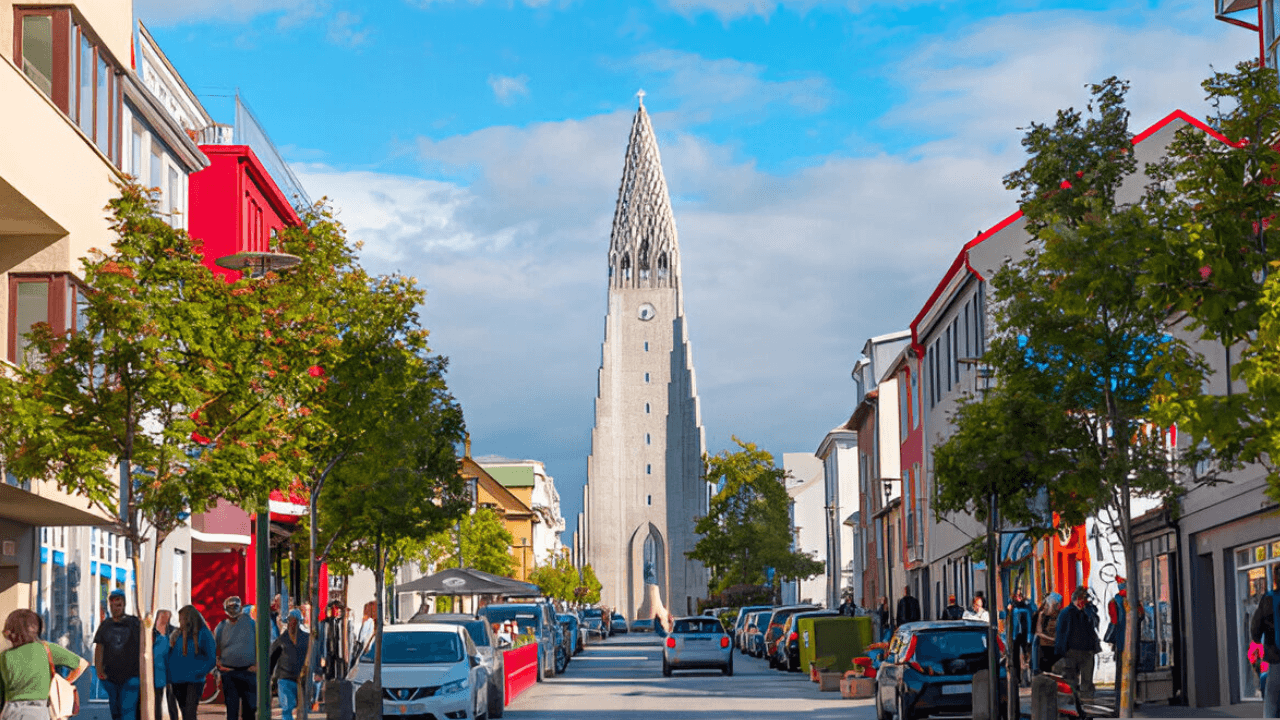 Private Reykjavik City Tour in Multi-Language Guide Options - photo 2