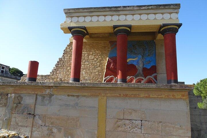 Skip the Line-Archaeol Museum/Knossos Palace-Private Guided Tour  - photo 2