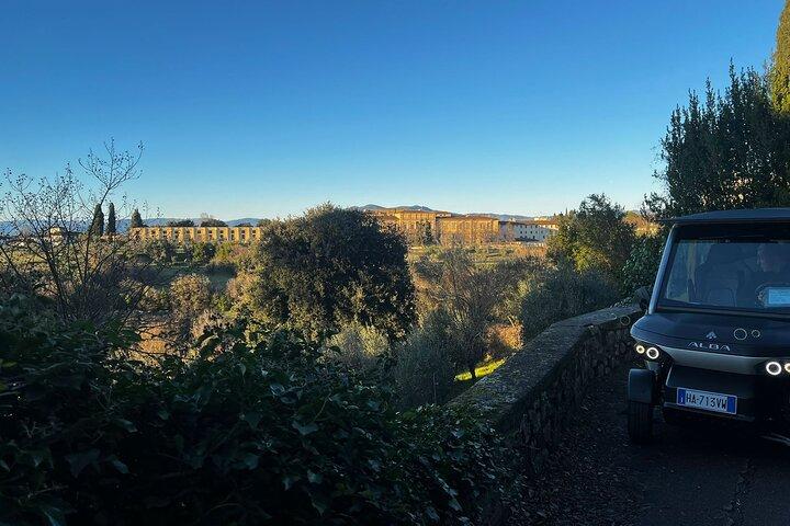 Florence Private Golf Cart Tour with Food Tasting & Michelangelo - photo 2