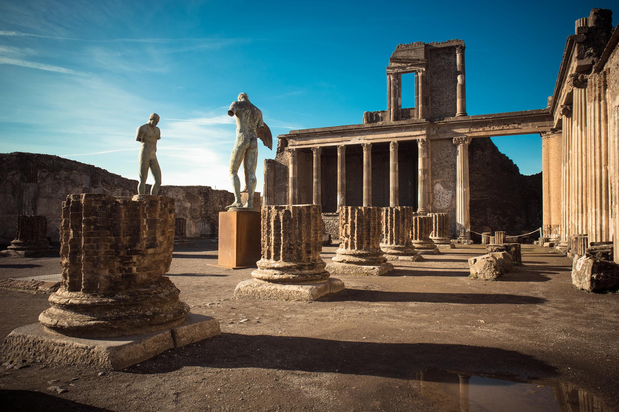 POMPEII & WINE TASTING tour from Naples - Group Tour - photo 2