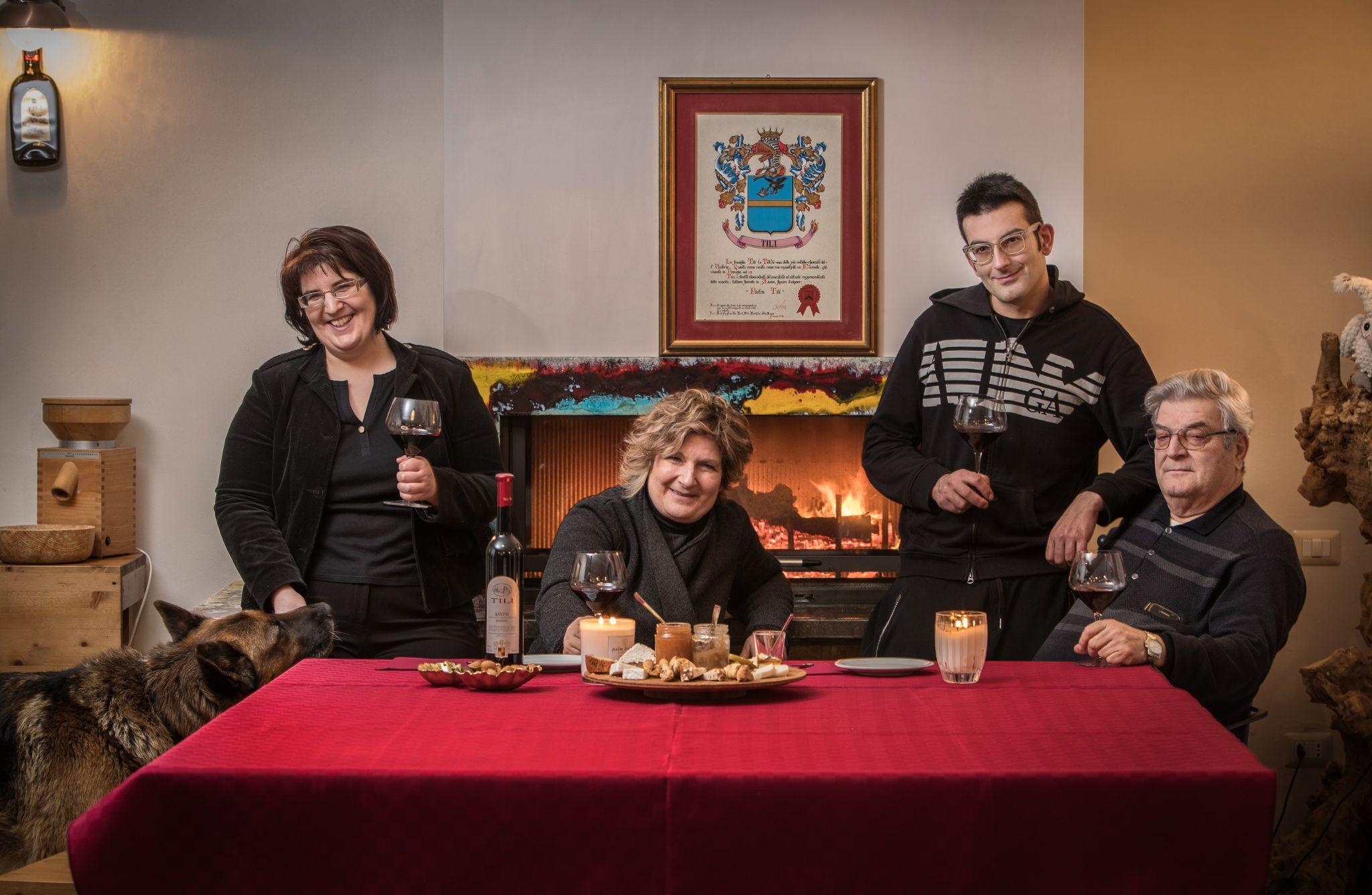 Organic Wine Tasting, Local Food & Vineyard Walk near Assisi - photo 3