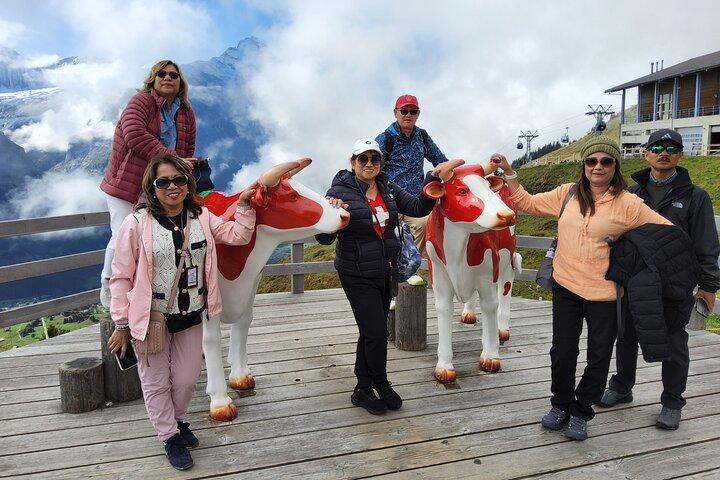 Switzerland Crash Landing on You Filming Location Day Tour - photo 3