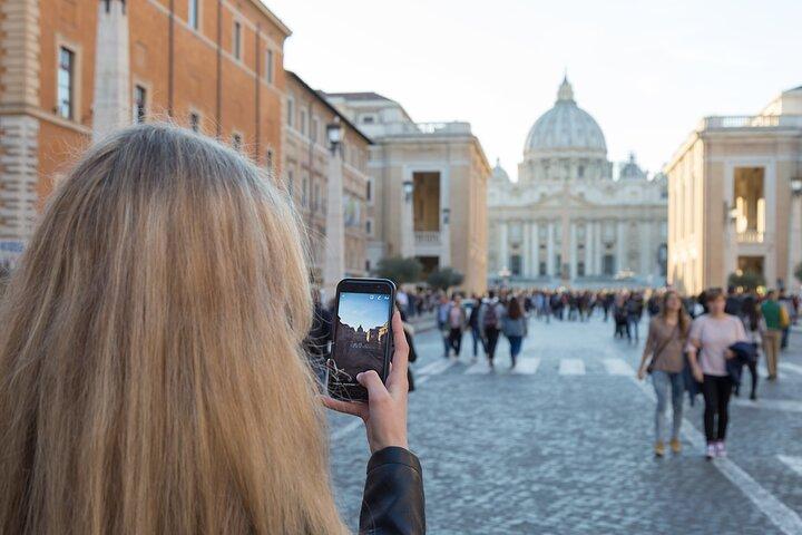 Instagram places in Rome: Private walking tour to the most photographed sites - cover photo