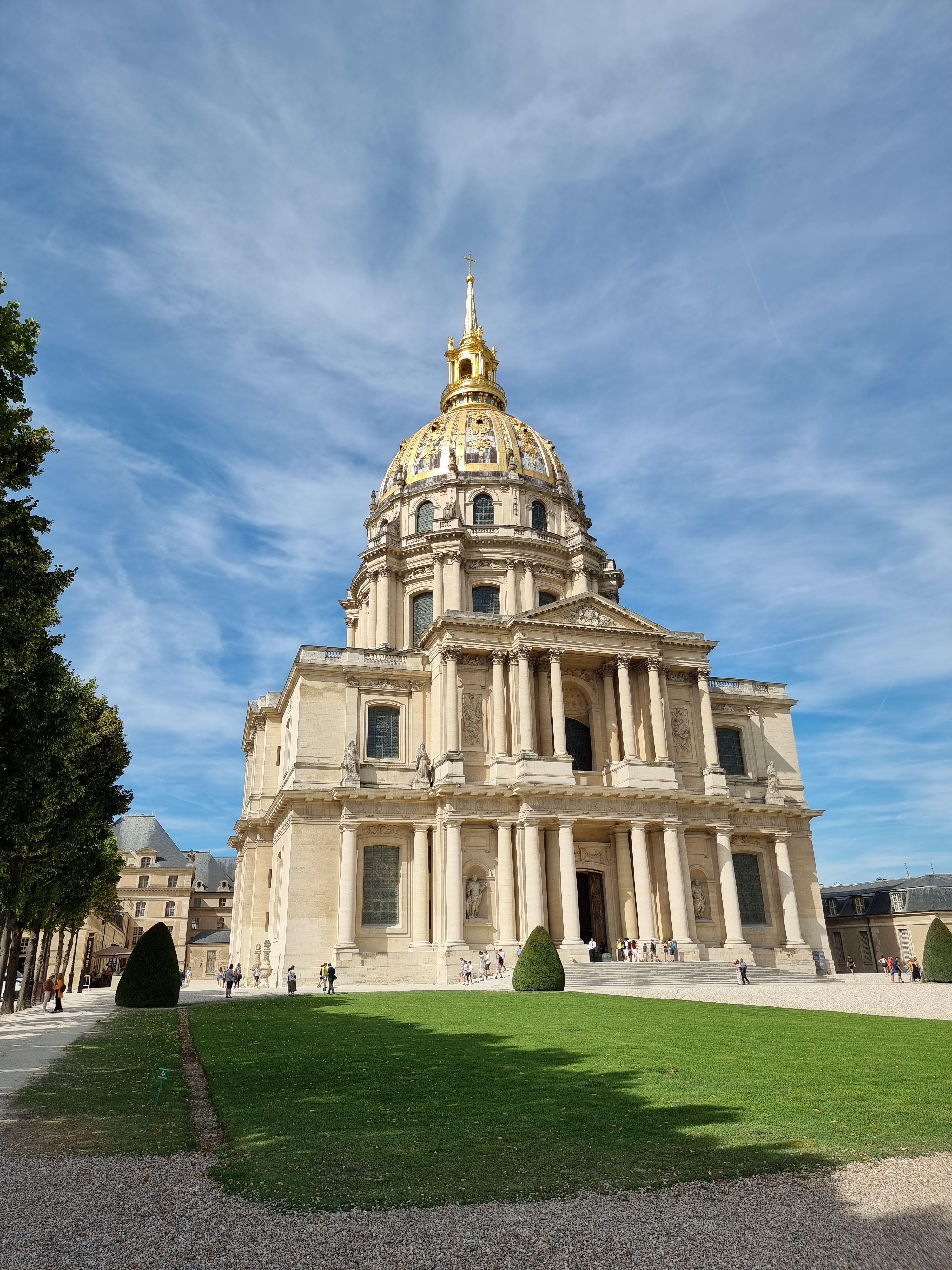 Paris: Napoleon's Tomb & Les Invalides Small Group Tour - photo 4