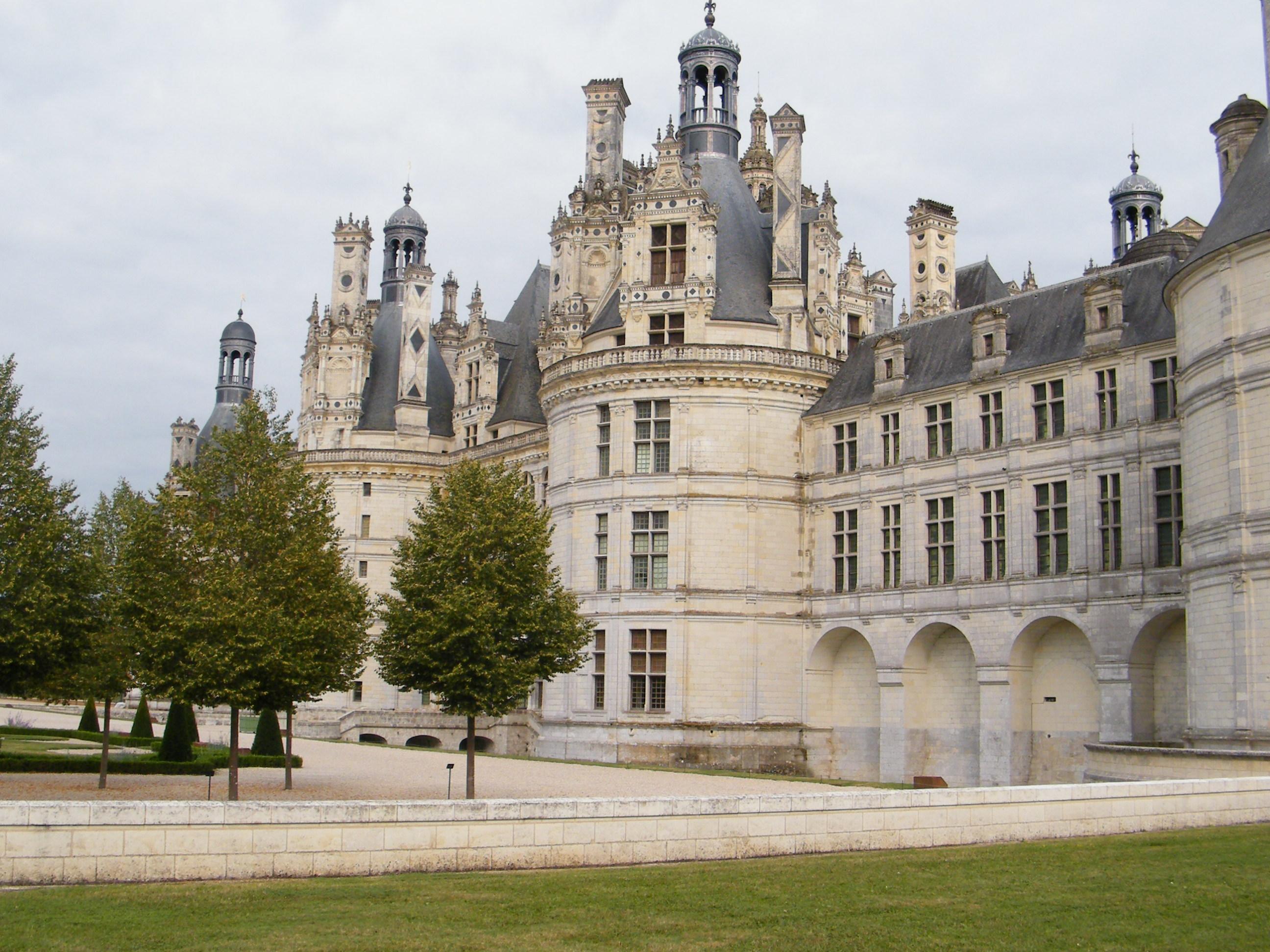 Loire Valley Day Trip: Blois, Chambord, Wine - photo 2
