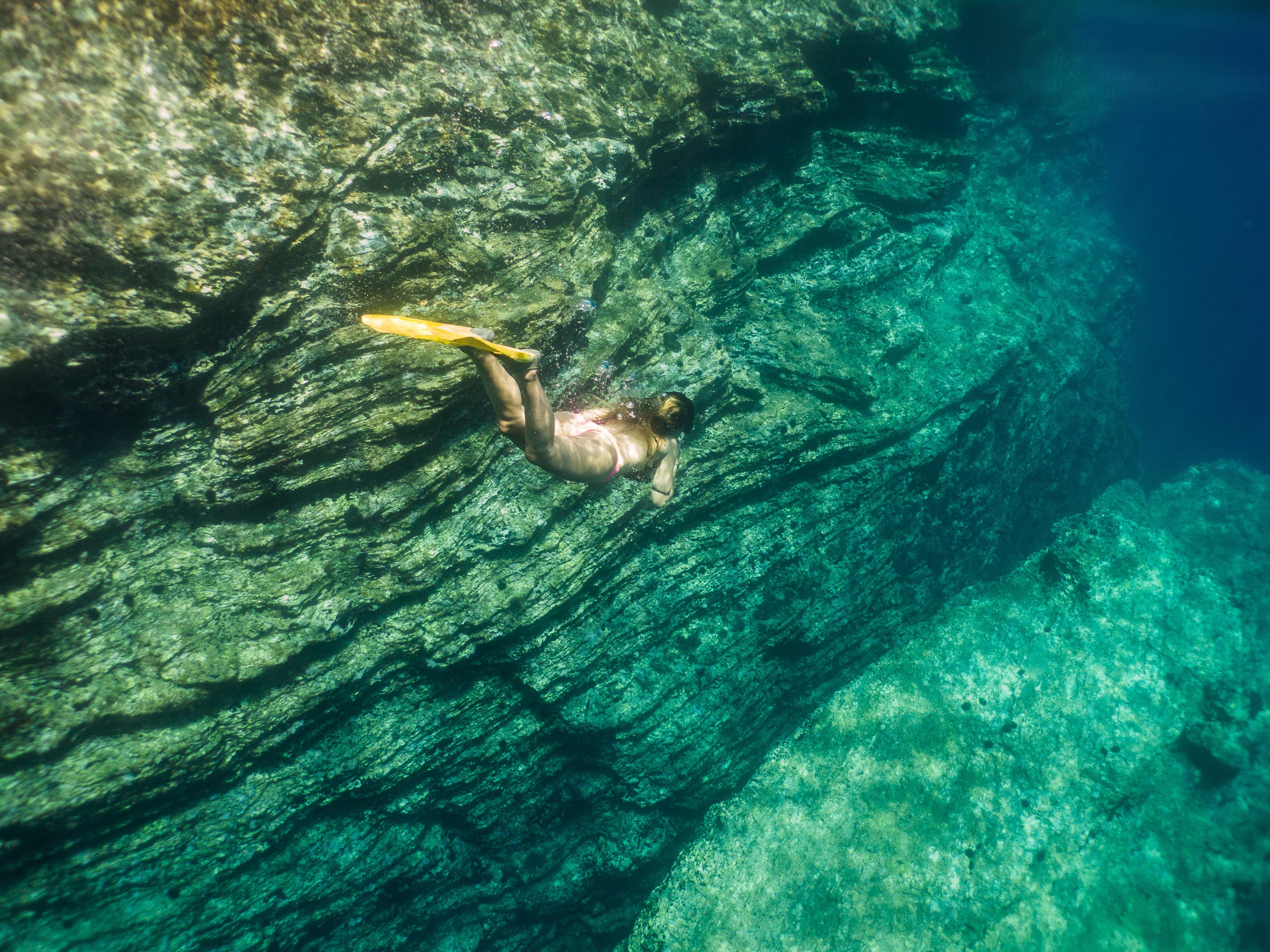 Private Snorkeling Tour & Poseidon's Temple at Sounio with Pickup - photo 2