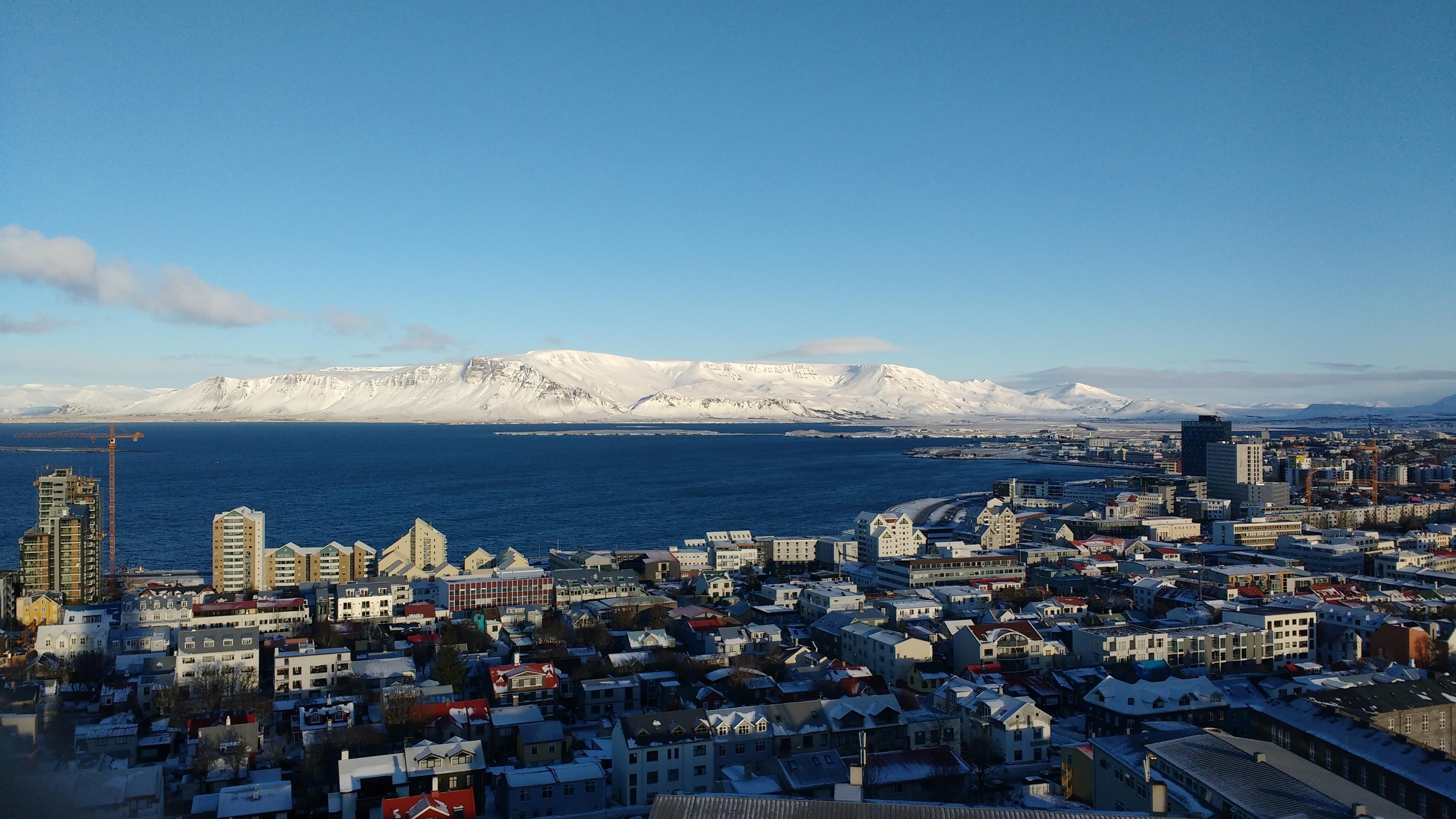 Private transfer: Reykjavik from/to Keflavik Airport - photo 3