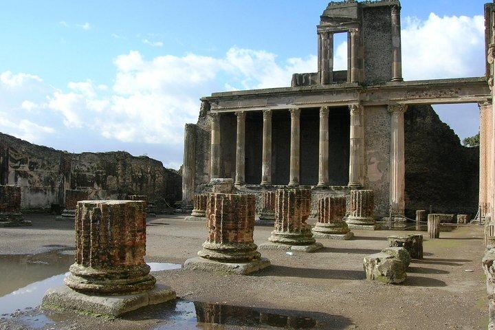 Pompeii & Vesuvius from Naples - Low Cost - photo 4