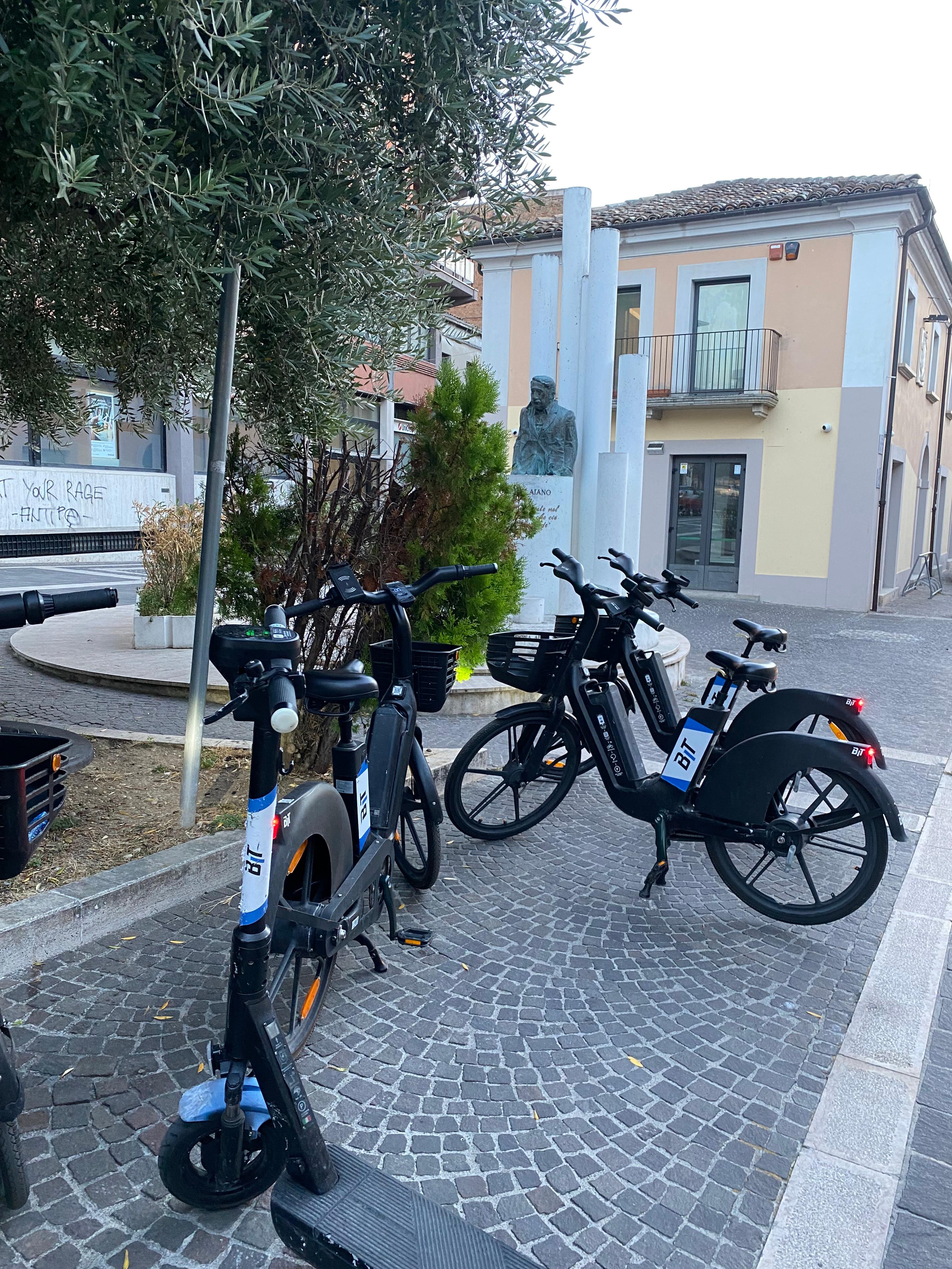 Pescara Riviera Electric Scooter Tour with Aperitif - photo 3