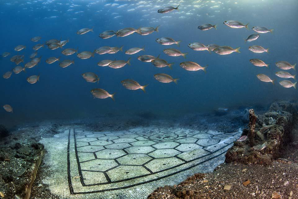 Double Discover Scuba Diving in the Park of Baia - photo 4