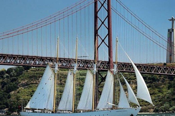 Private Tour Lisbon Personalized Sightseeing and Exclusive Guide - photo 3