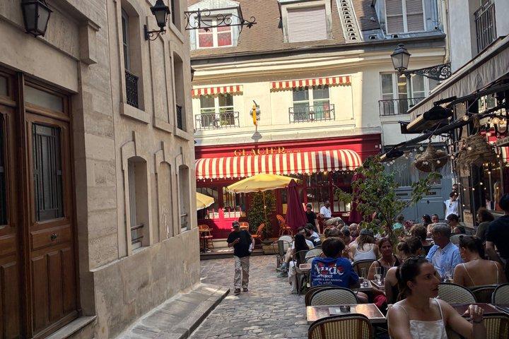Latin Quarter & Notre-Dame: 2,000 Years of History in small group - photo 5