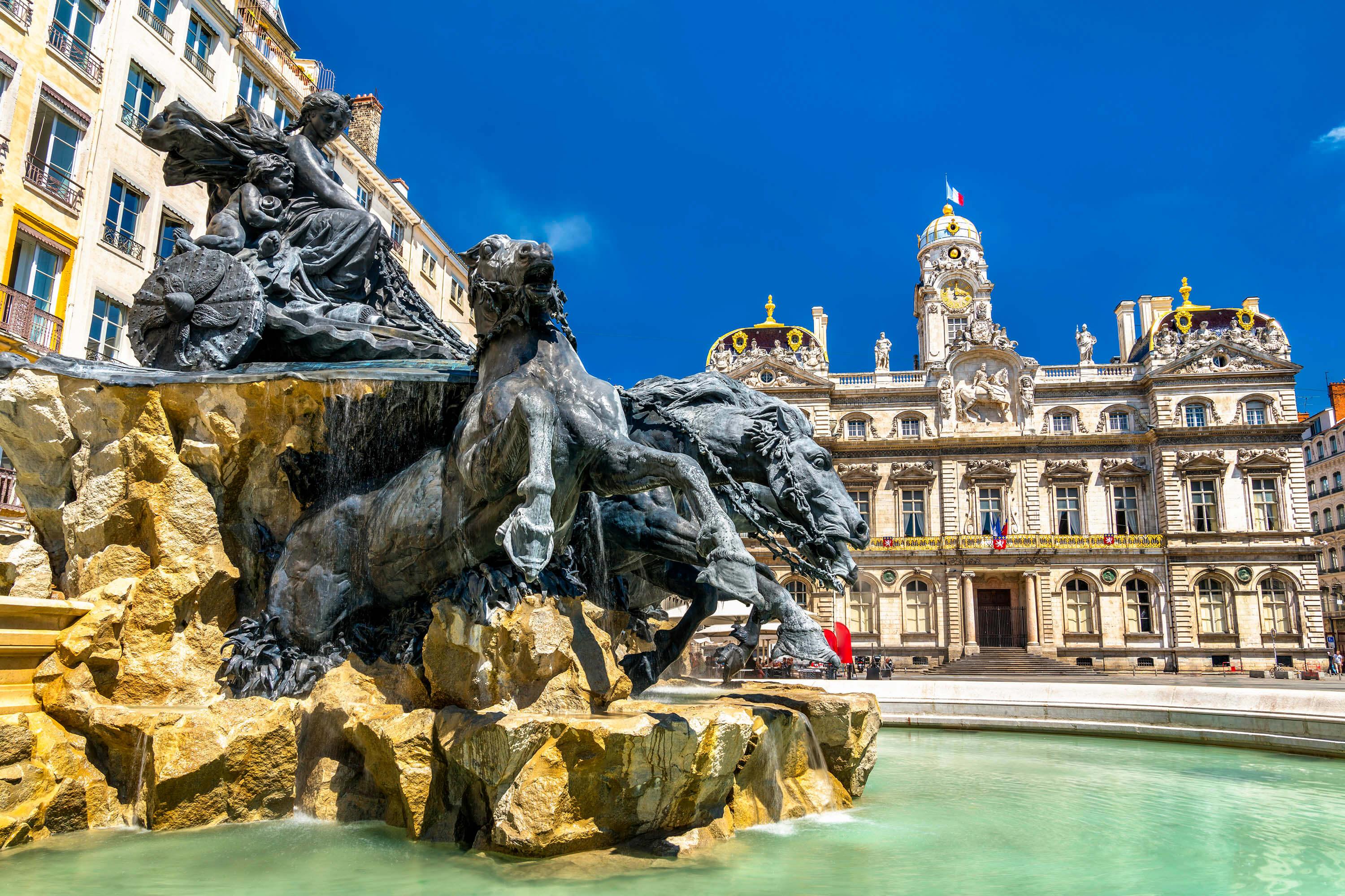 Lyon: Big City Tour with Audio Guide - photo 5