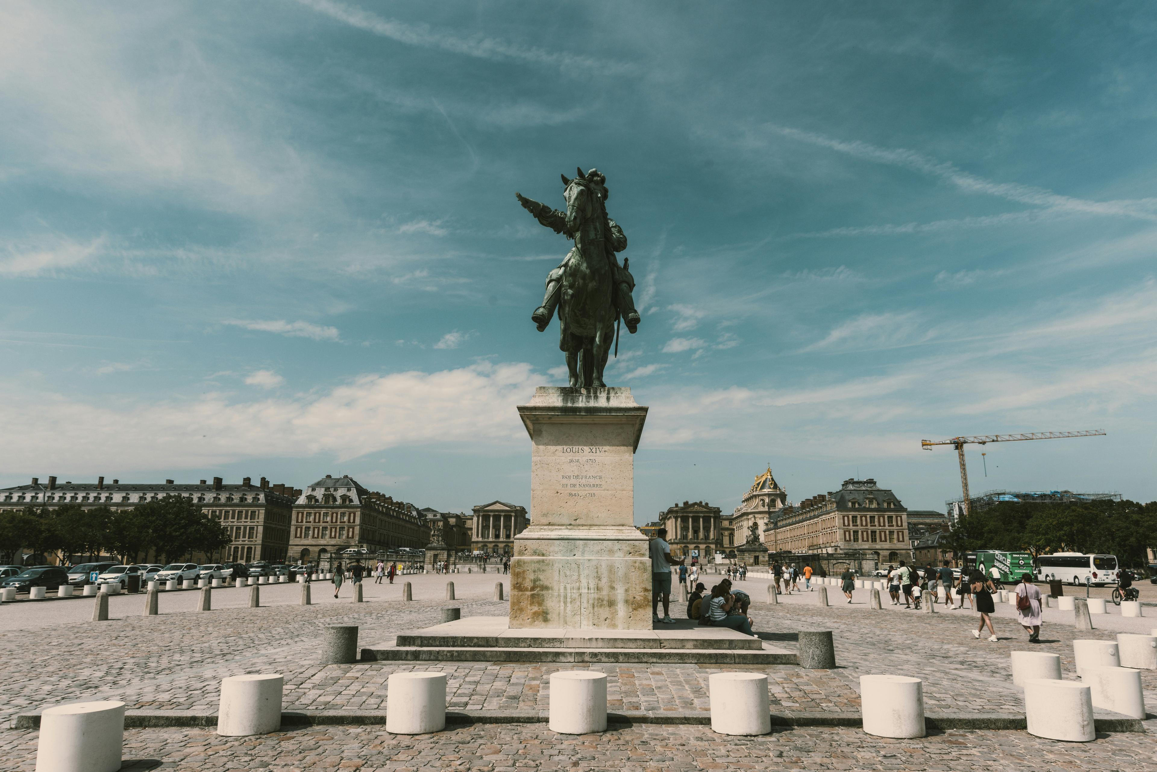 Versailles: French Breakfast, Royal Palace & Gardens - photo 4