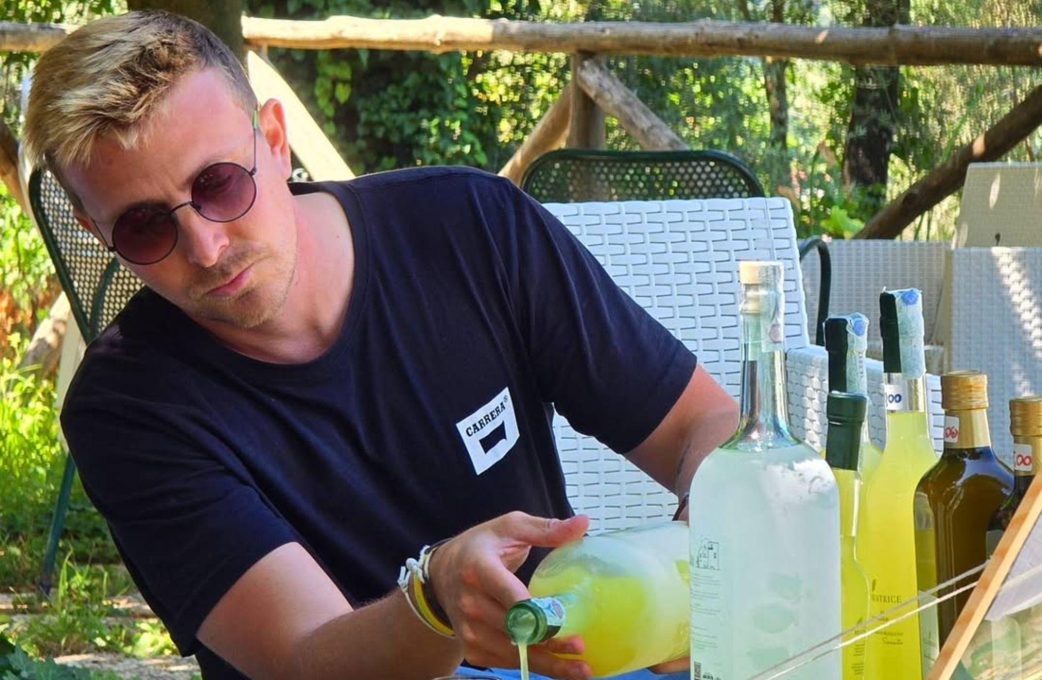 Lemon Grove Walk, Tasting and Open Bar Aperitivo in Sorrento - photo 2