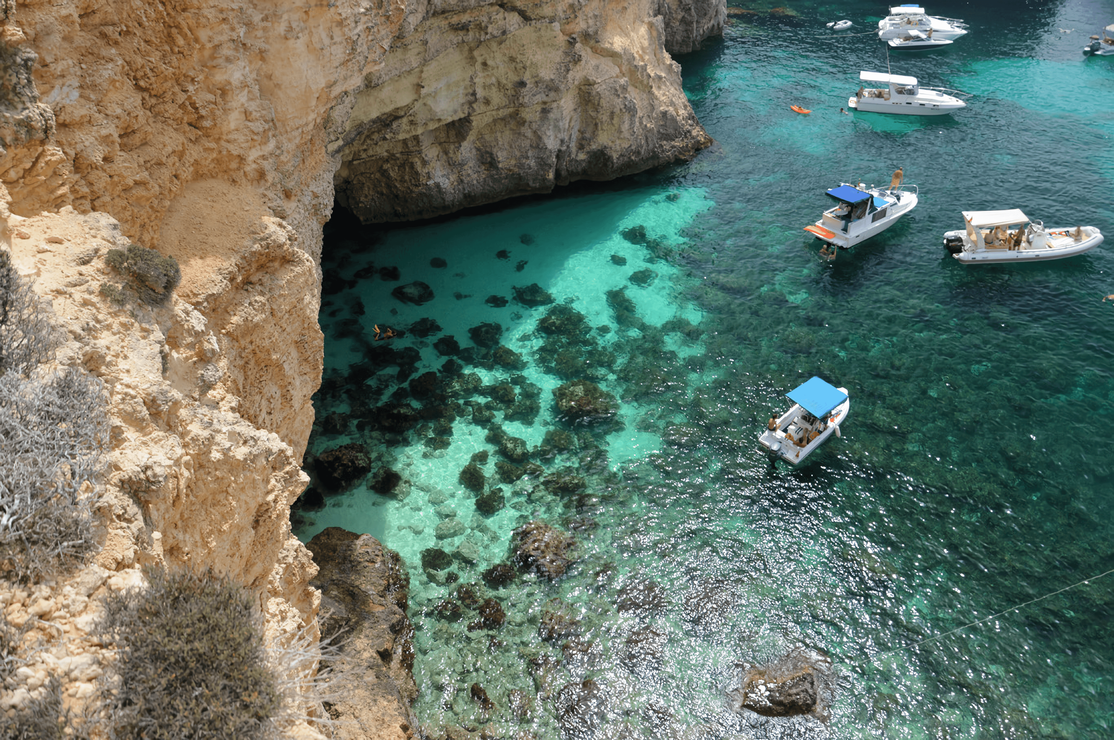 Boat Cruise to Halfa Rock, Blue Lagoon, Crystal Lagoon and Caves - photo 3