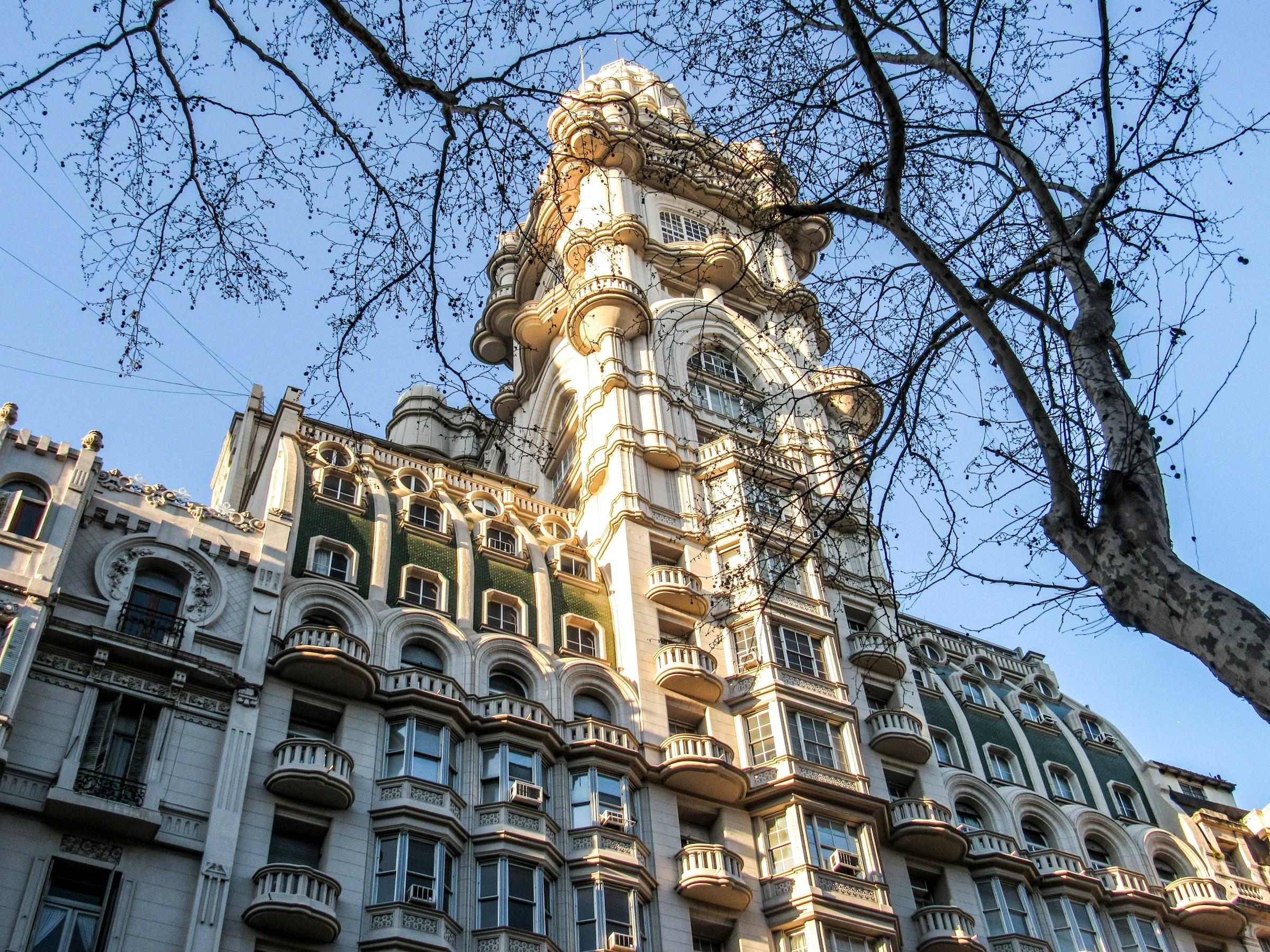 Buenos Aires Plaza de Mayo | Self-Guided Audio Walking Tour - cover photo