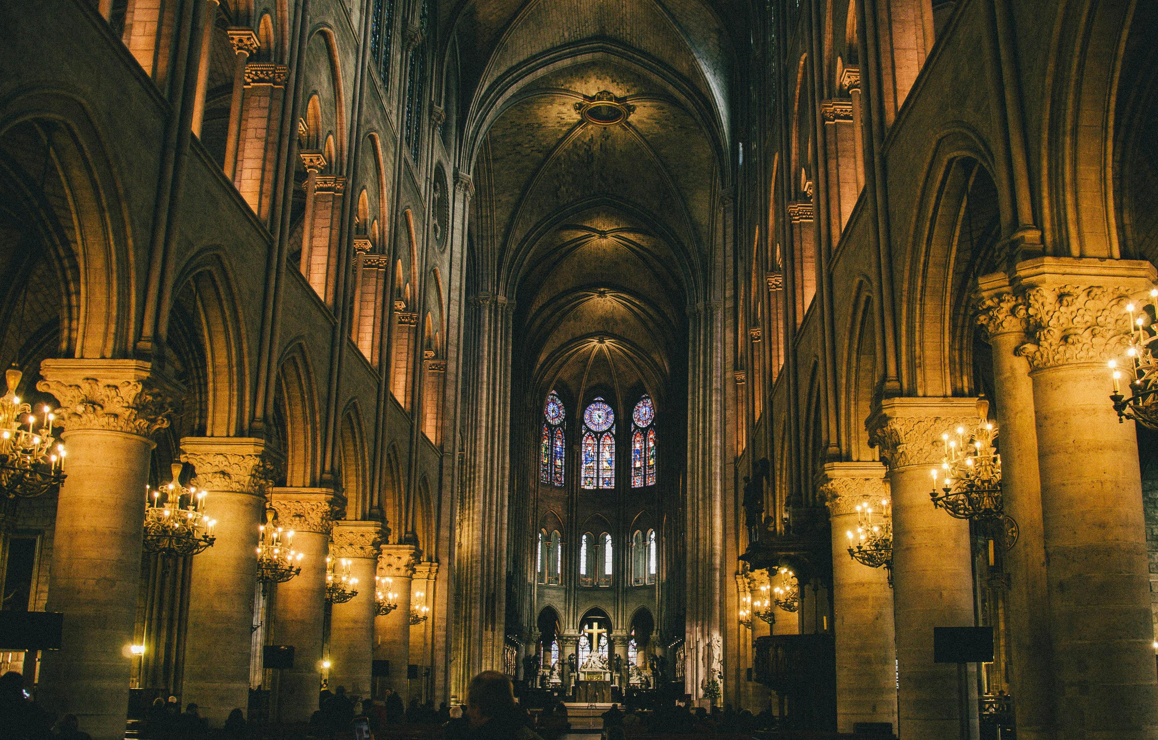 Notre Dame Interior and Exterior Guided Tour with Relics - photo 4