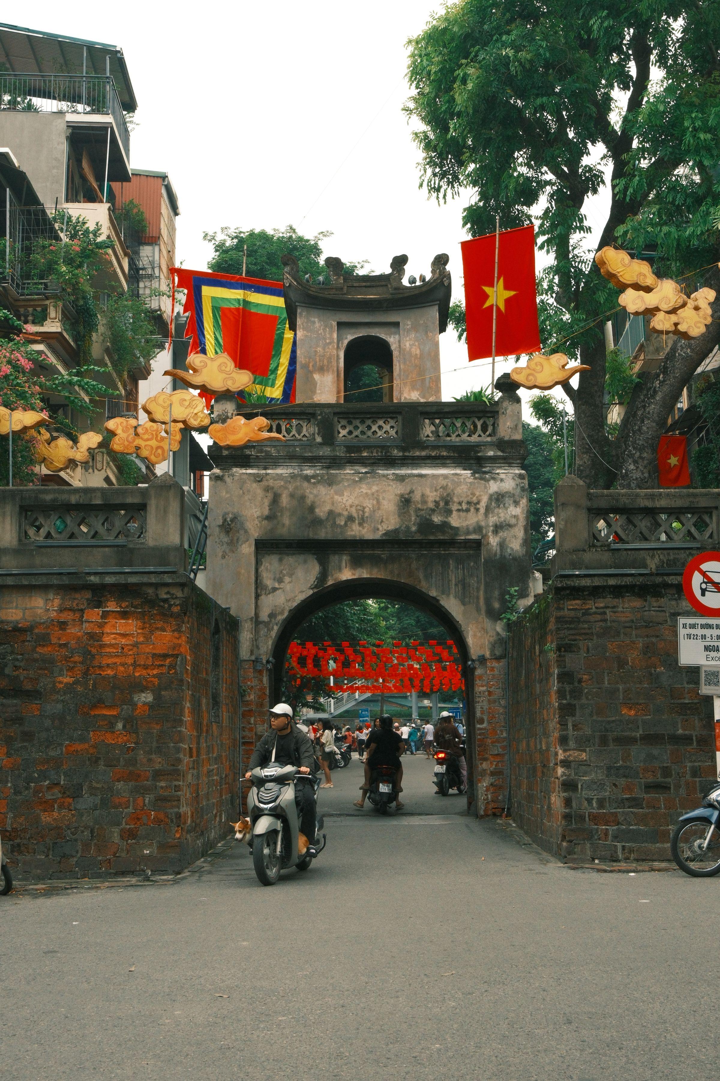 Hanoi Old Quarter | Self-Guided Audio Walking Tour - cover photo