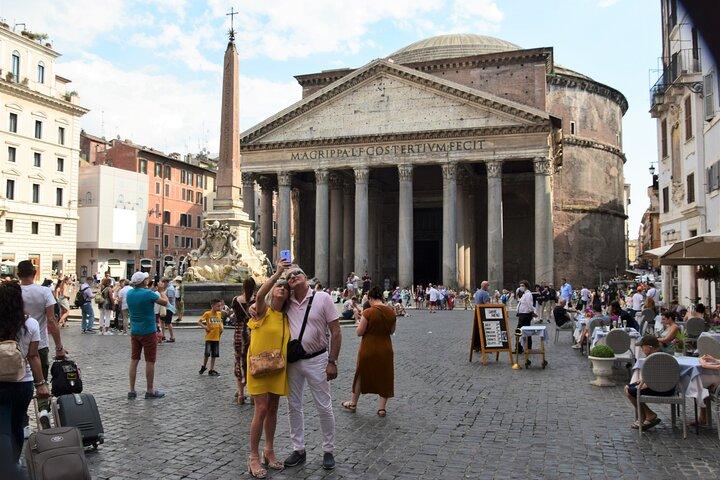 Rome’s Must-See Squares: A Private Walking Tour with Ice Cream - photo 3