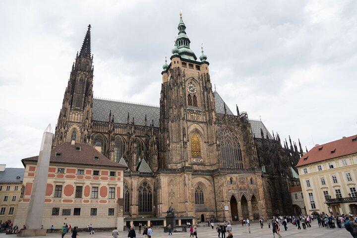 Small-Group Tour of Prague Castle with a local guide - photo 2