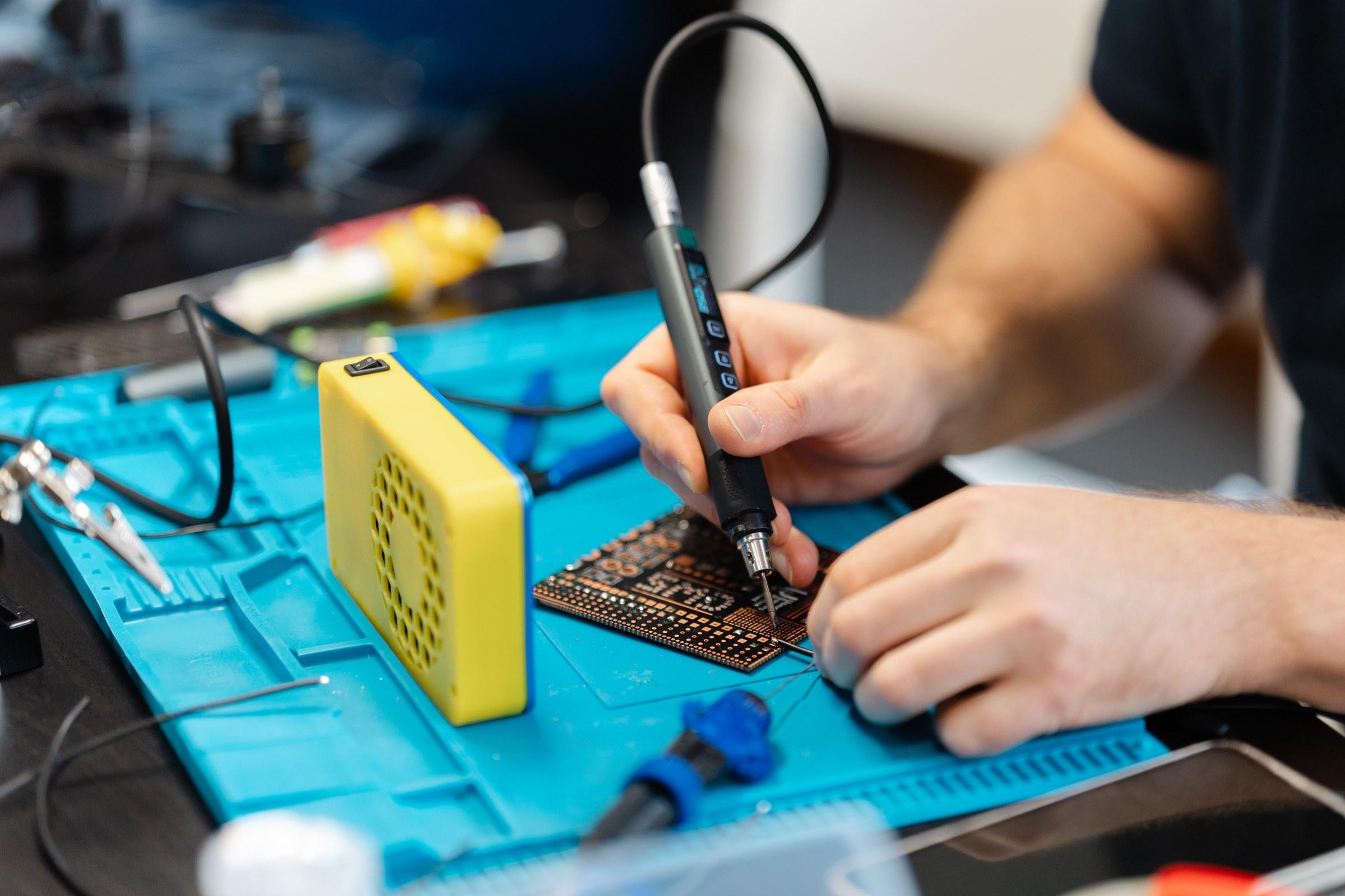 FPV Drone Building and Flight Experience in Lisbon - photo 3